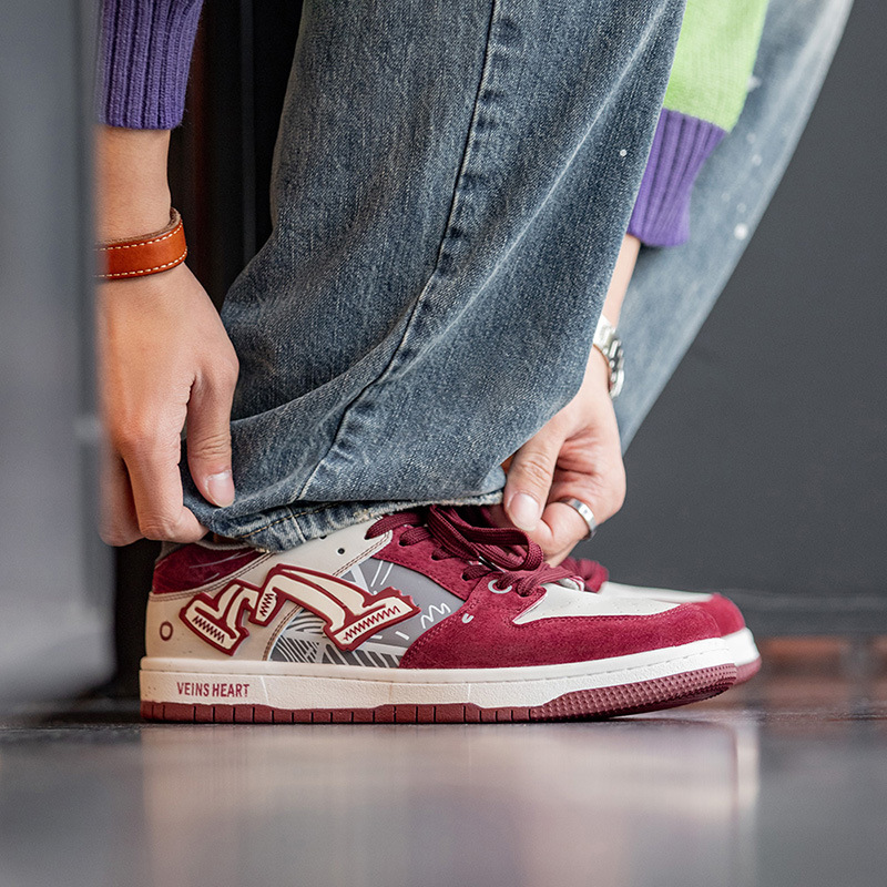 wine red graffiti sneakers._img_0