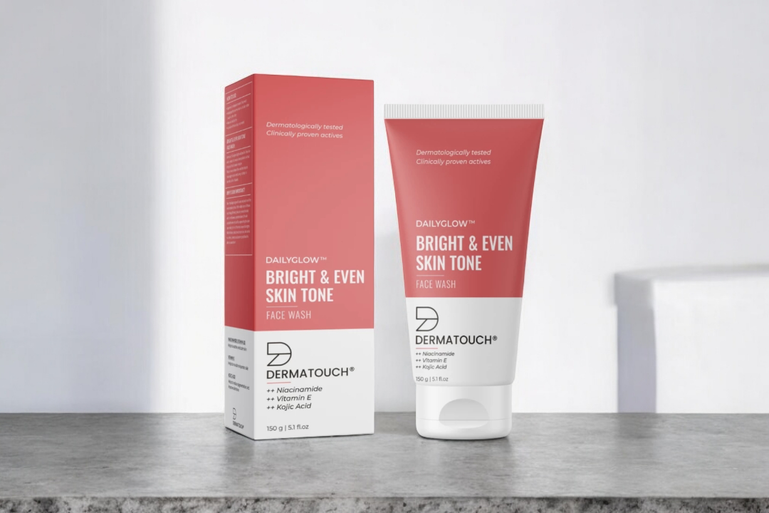 Dermatouch Dailyglow Bright & Even Skin Tone Face wash 70g_img_0