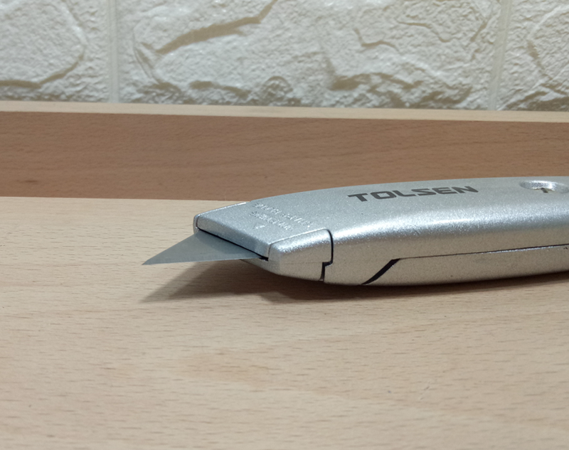 TOLSEN Retractable Utility Cutter (61x19mm) Aluminium Body Box Cutter Model: 30008_img_6