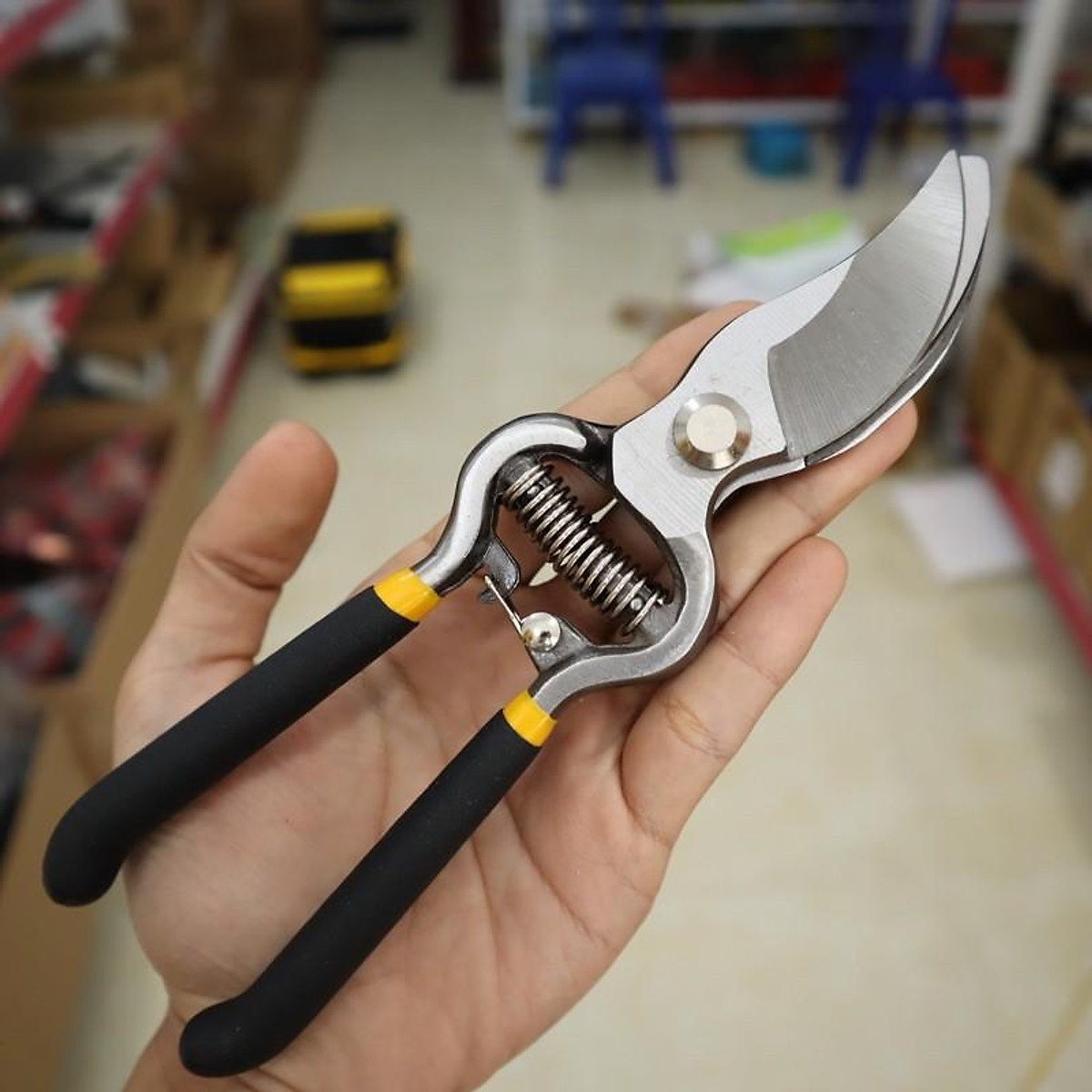 Tolsen 8" Garden Pruning Shear Bypass Pattern 200mm or 8 Inch Dipped Handle Model: 31018_img_2