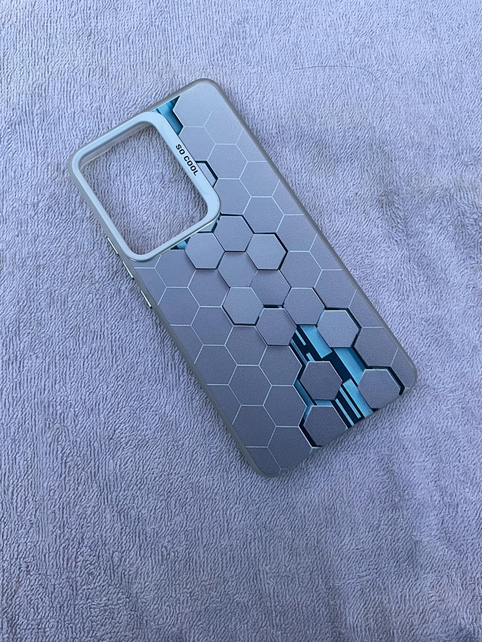 IQOO Neo9 honeycomb creative anti-drop case_img_0