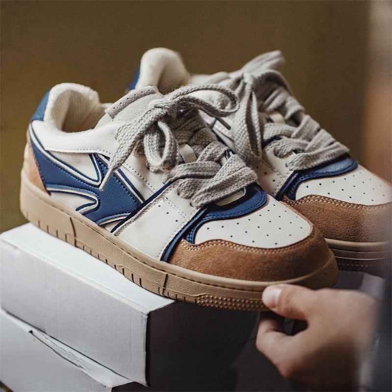 Premium Retro Sneakers._img_1