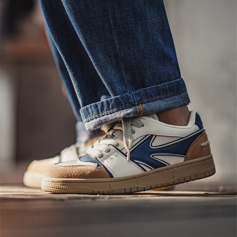 Premium Retro Sneakers._img_4