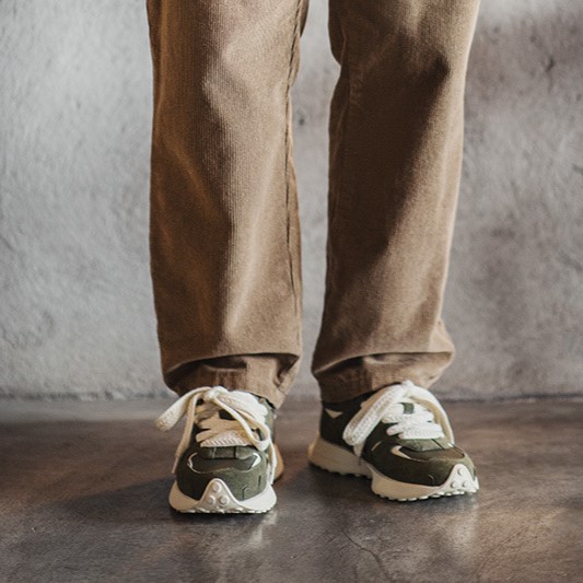 Retro Thick Soled Sneakers_img_1