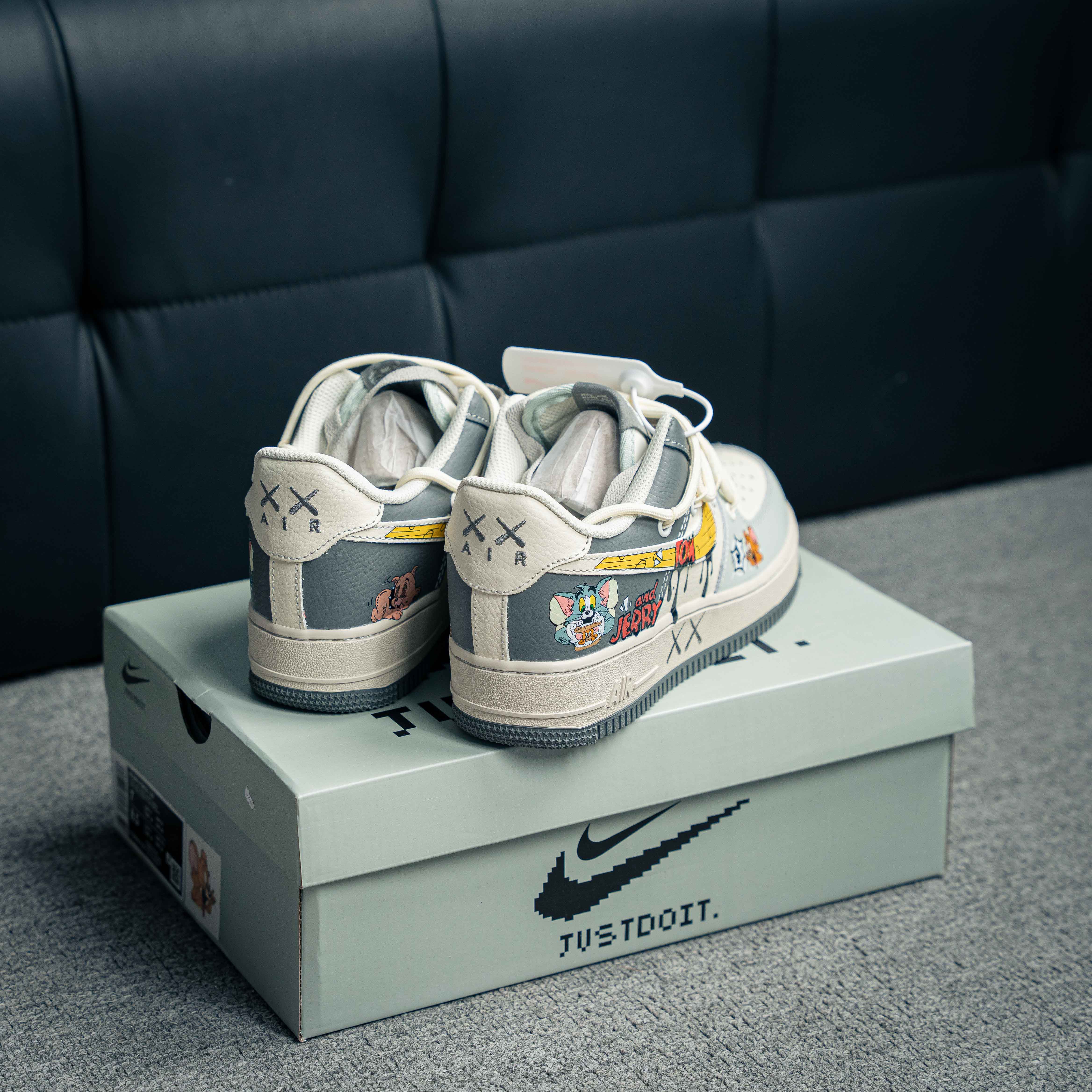 Nike Air Force 1s X Tom and Jerry (1:1)_img_4