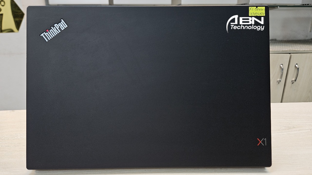 Lenovo ThinkPad X1 Carbon. Intel Core i5, 8th Generation. 8GB RAM, 256GB SSD. (Gen 6). 2k Display._img_1