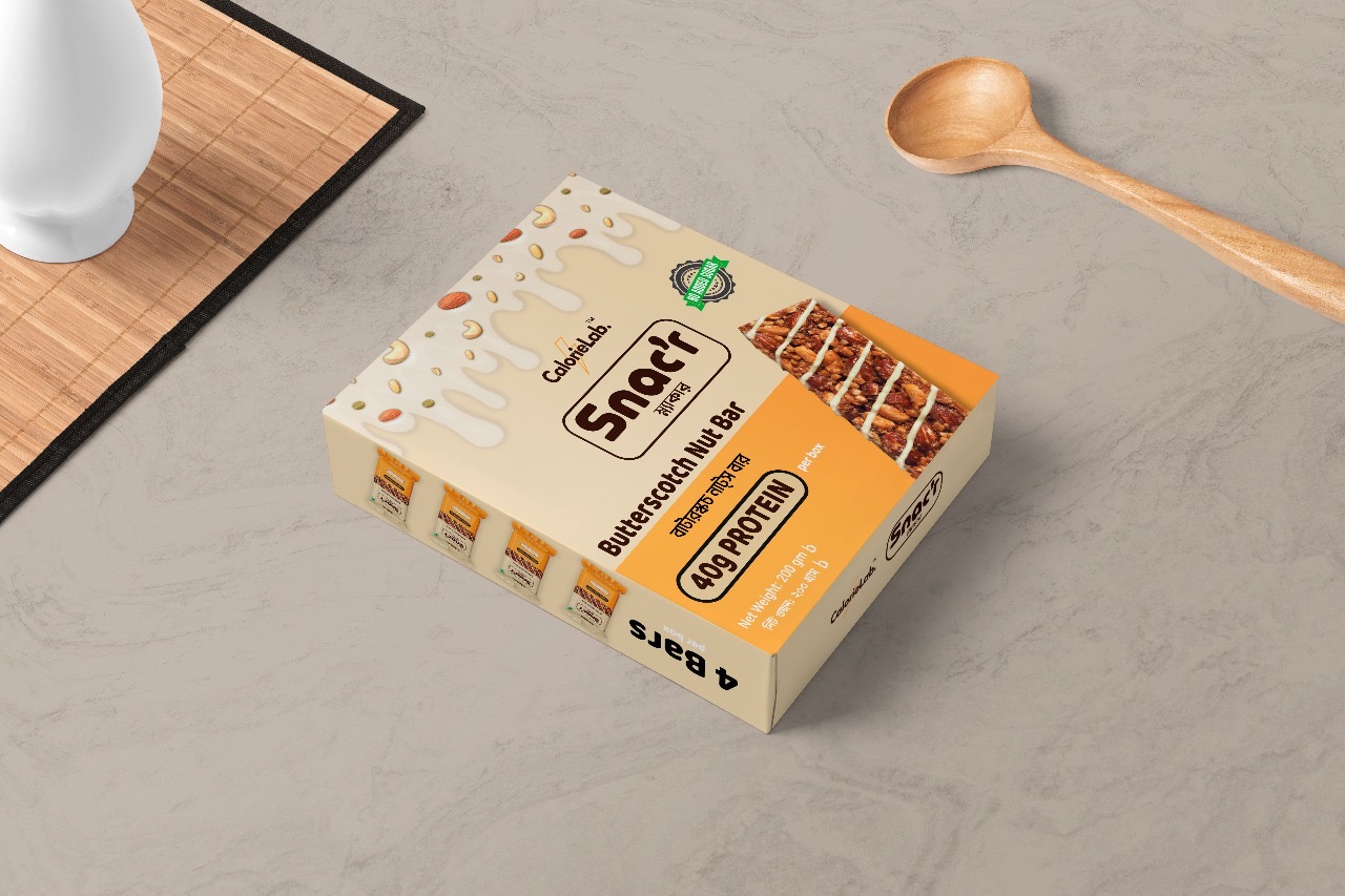 SNACR White Butterscotch Protein Nut Bar 4 Pack_img_1