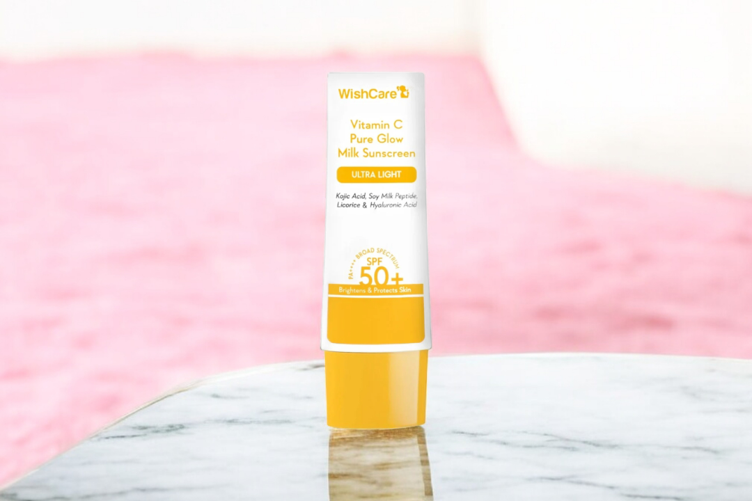 Wishcare 2% Vitamin C Pure Glow Milk Sunscreen | SPF 50 PA++++ 50g_img_0