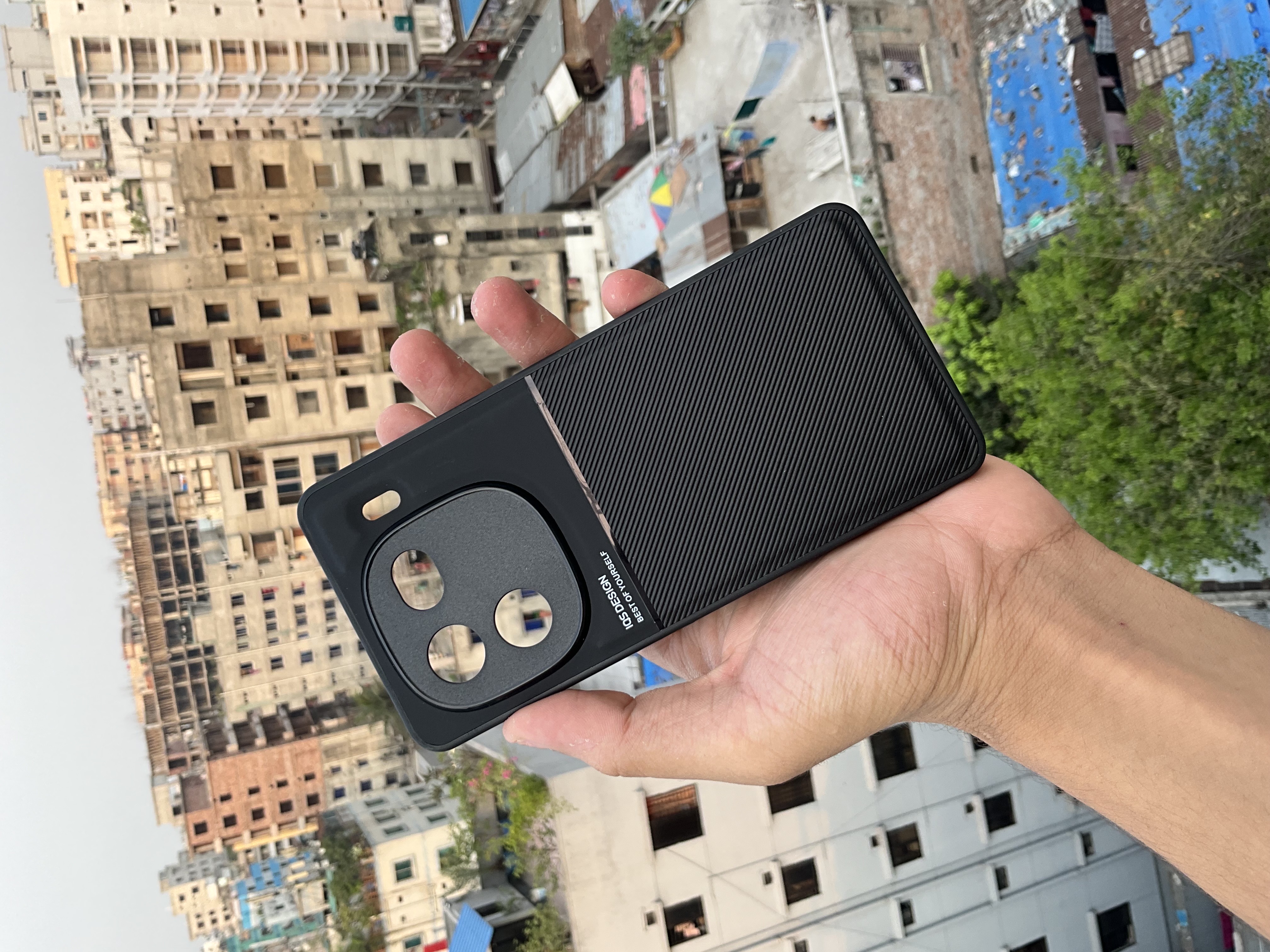 IQOO 12 rubbing magnetic suction full package frosted anti-fall soft case_img_1