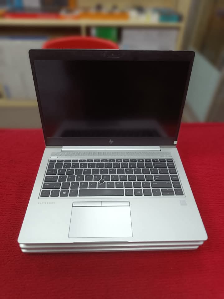 HP ELITEBOOK 745 G5_img_2