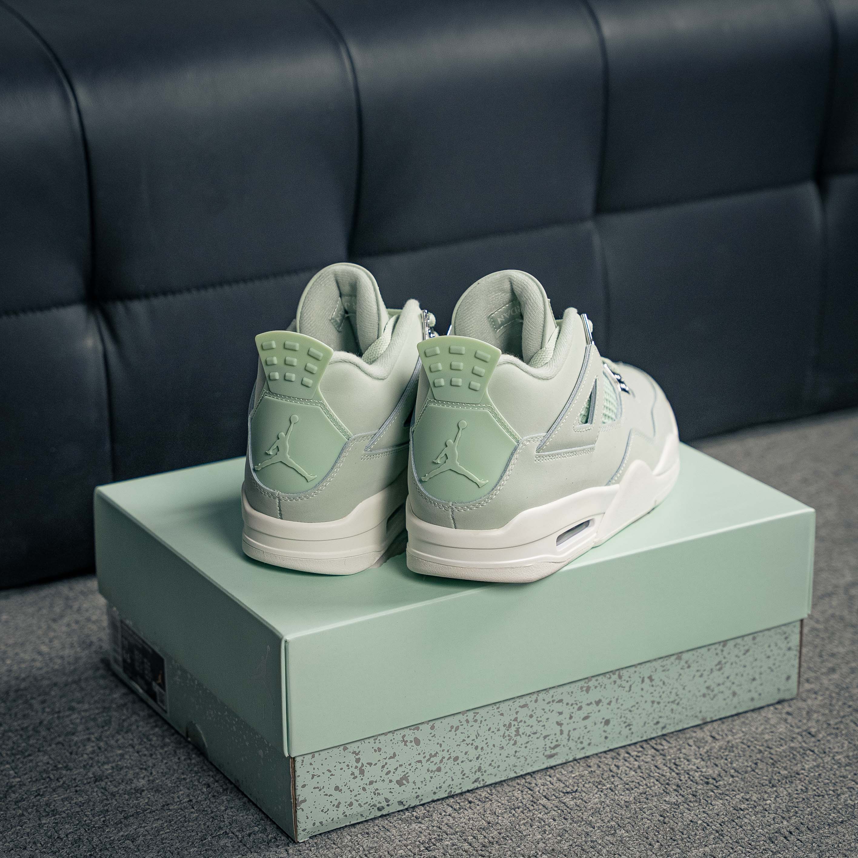 Air Jordan 4 Retro_img_4