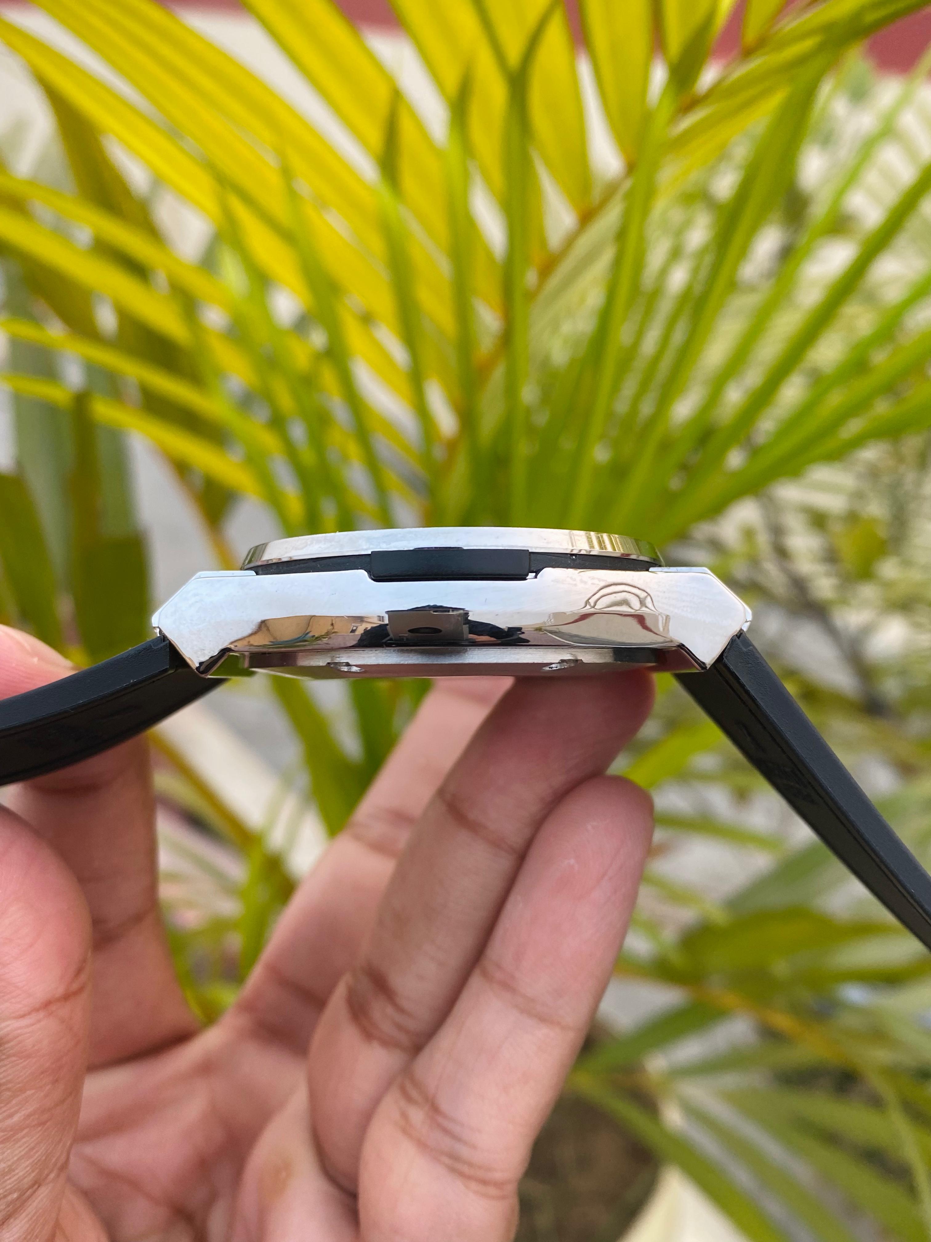 Hublot Geneve Watch Quartz Movement Chronograph Watch_img_5