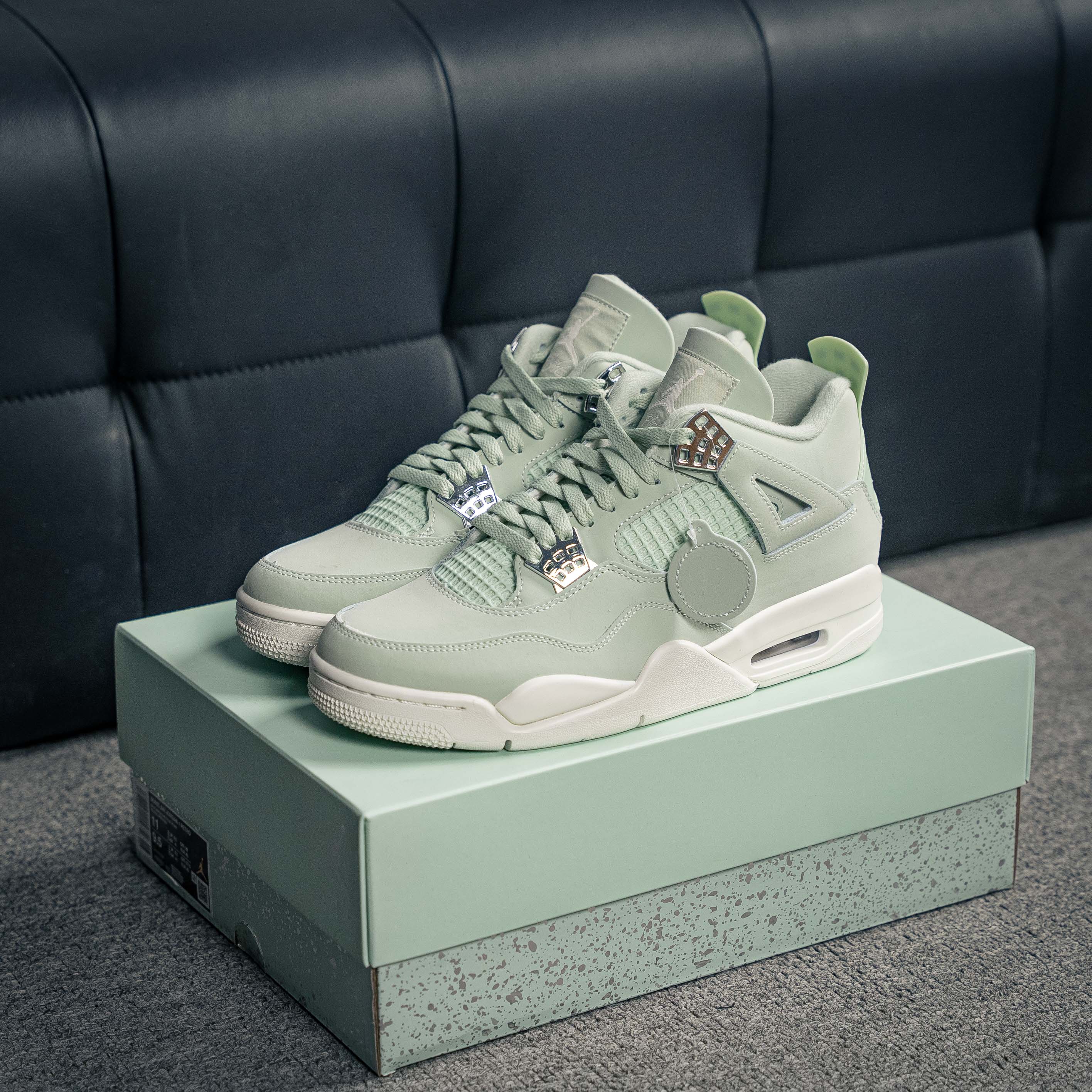 Air Jordan 4 Retro_img_3