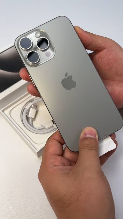 iPhone 15 Pro Max_img_1