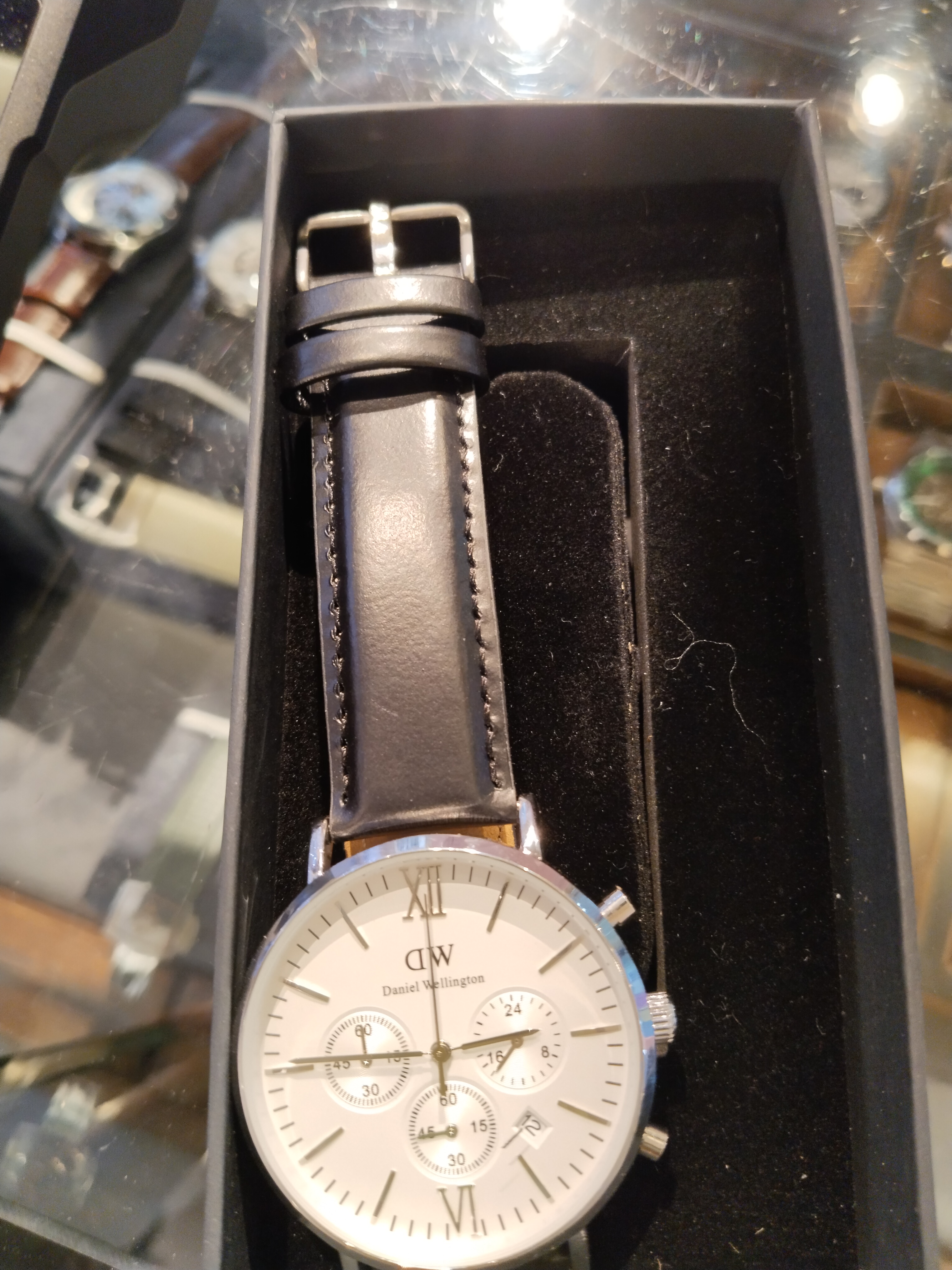 dw black belt white dial