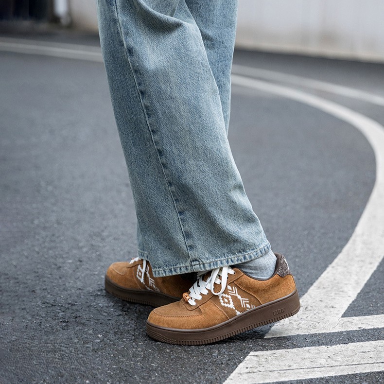 Casual Retro Sneakers_img_2