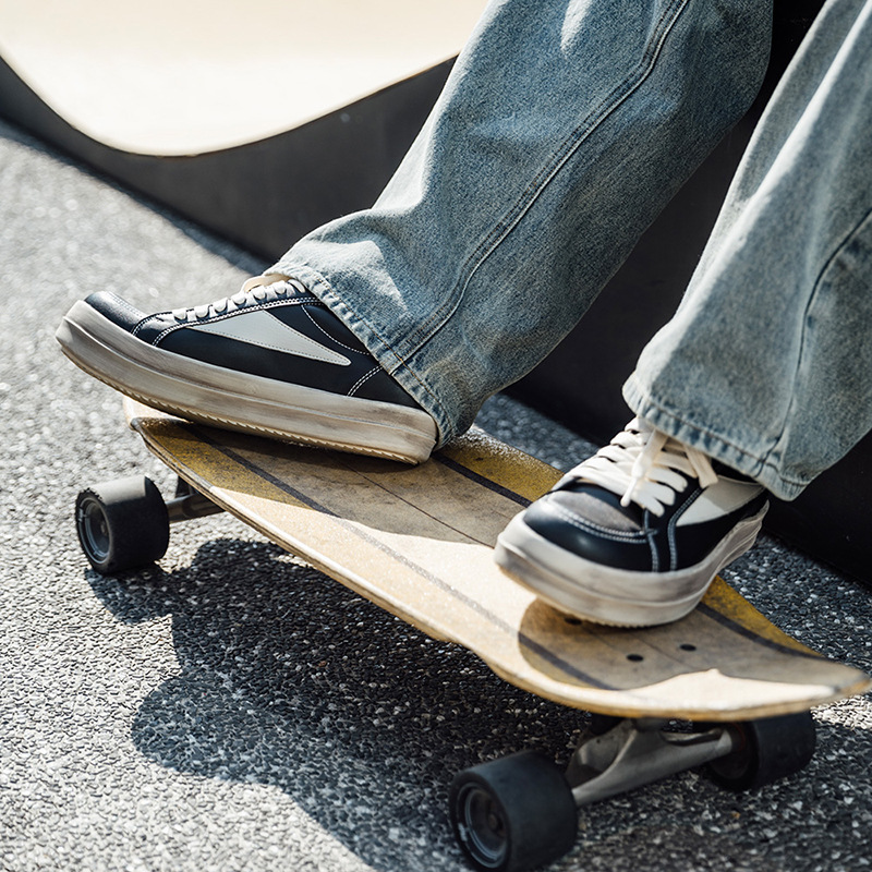 Retro Thick Soled Sneakers_img_3