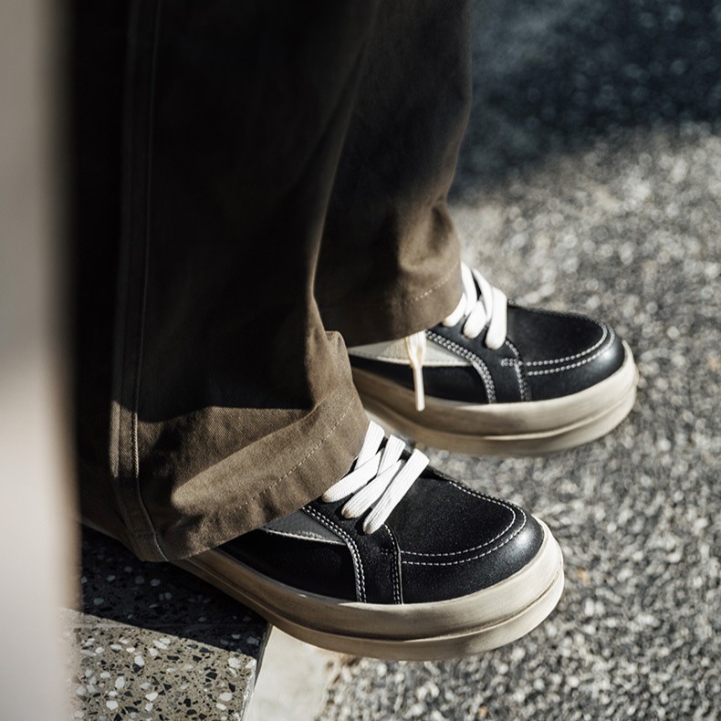 Retro Thick Soled Sneakers_img_1