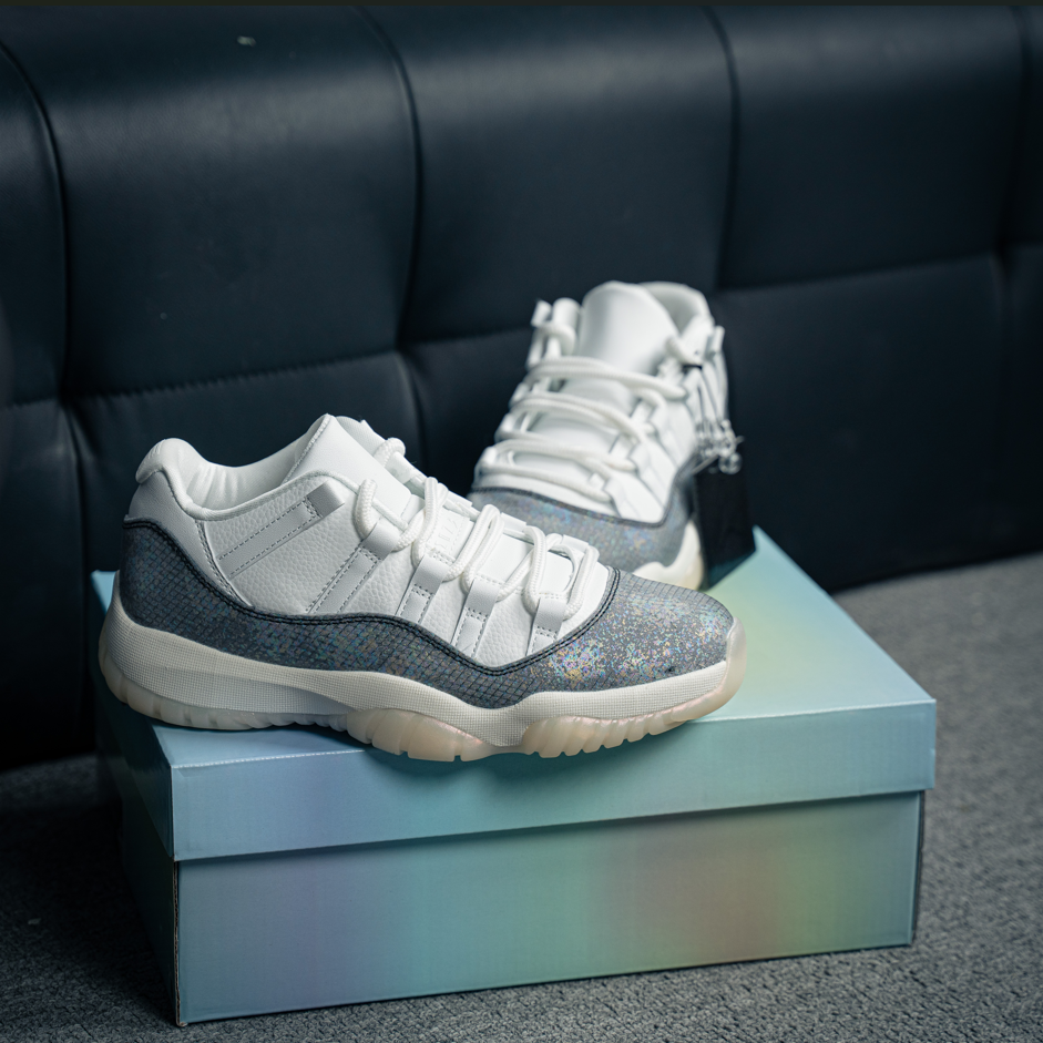 Air Jordan 11s_img_0