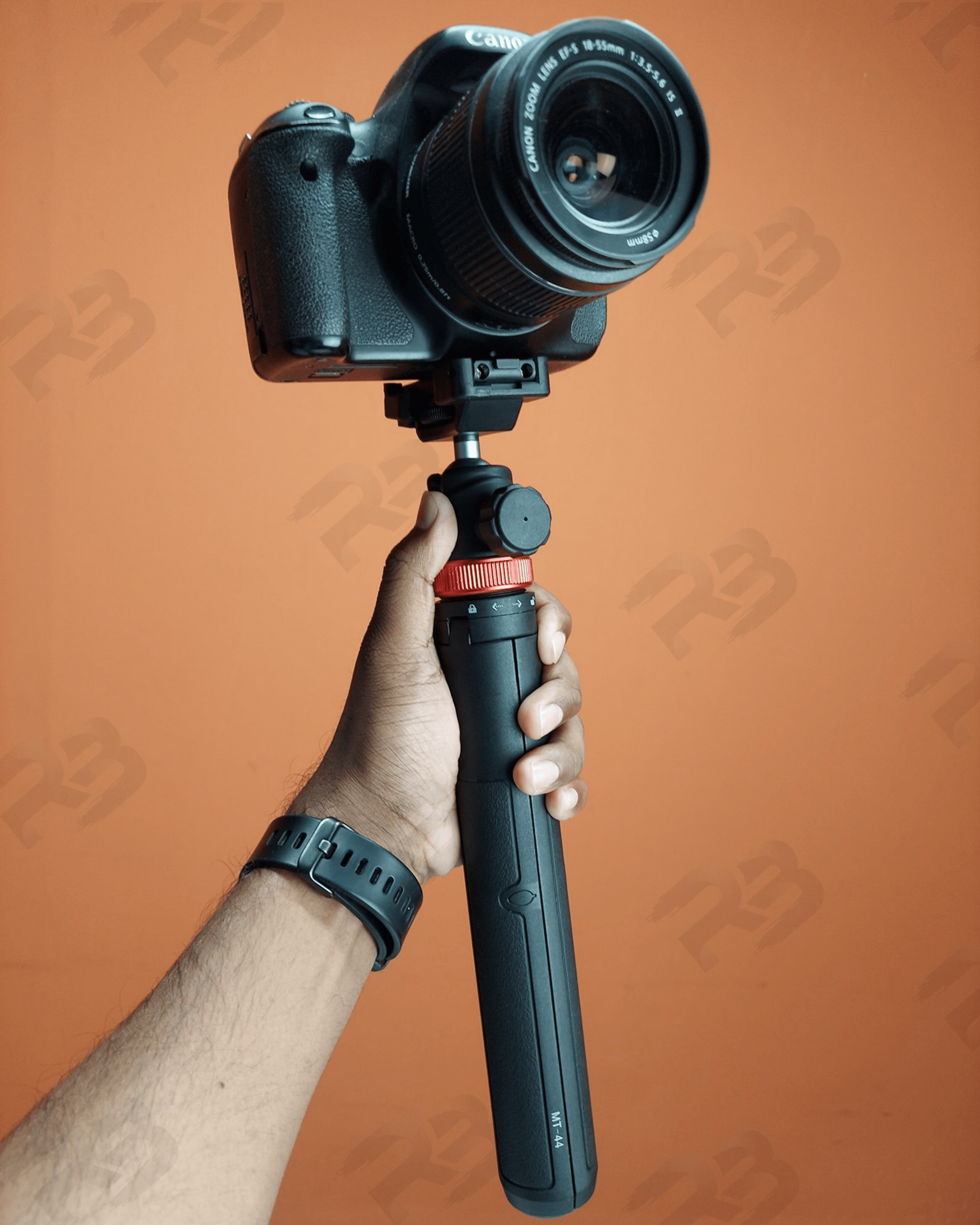 Ulanzi MT44 Extendable Vlog Tripod With 360° Ball Head_img_3