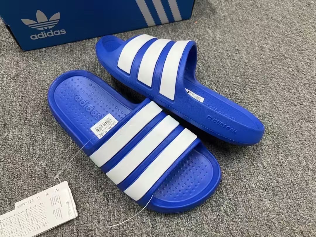 Adidas slide (Blue) Vietnam Variant_img_4