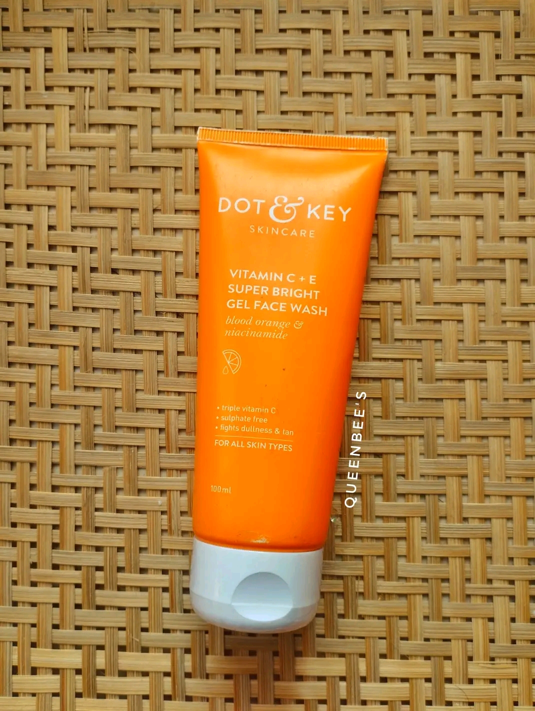 Dot and Key Vitamin C+E Super Bright Gel Face wash