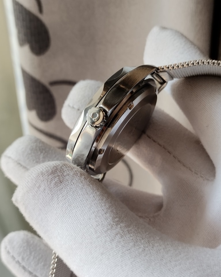 Omega OO7 Sweep_img_3