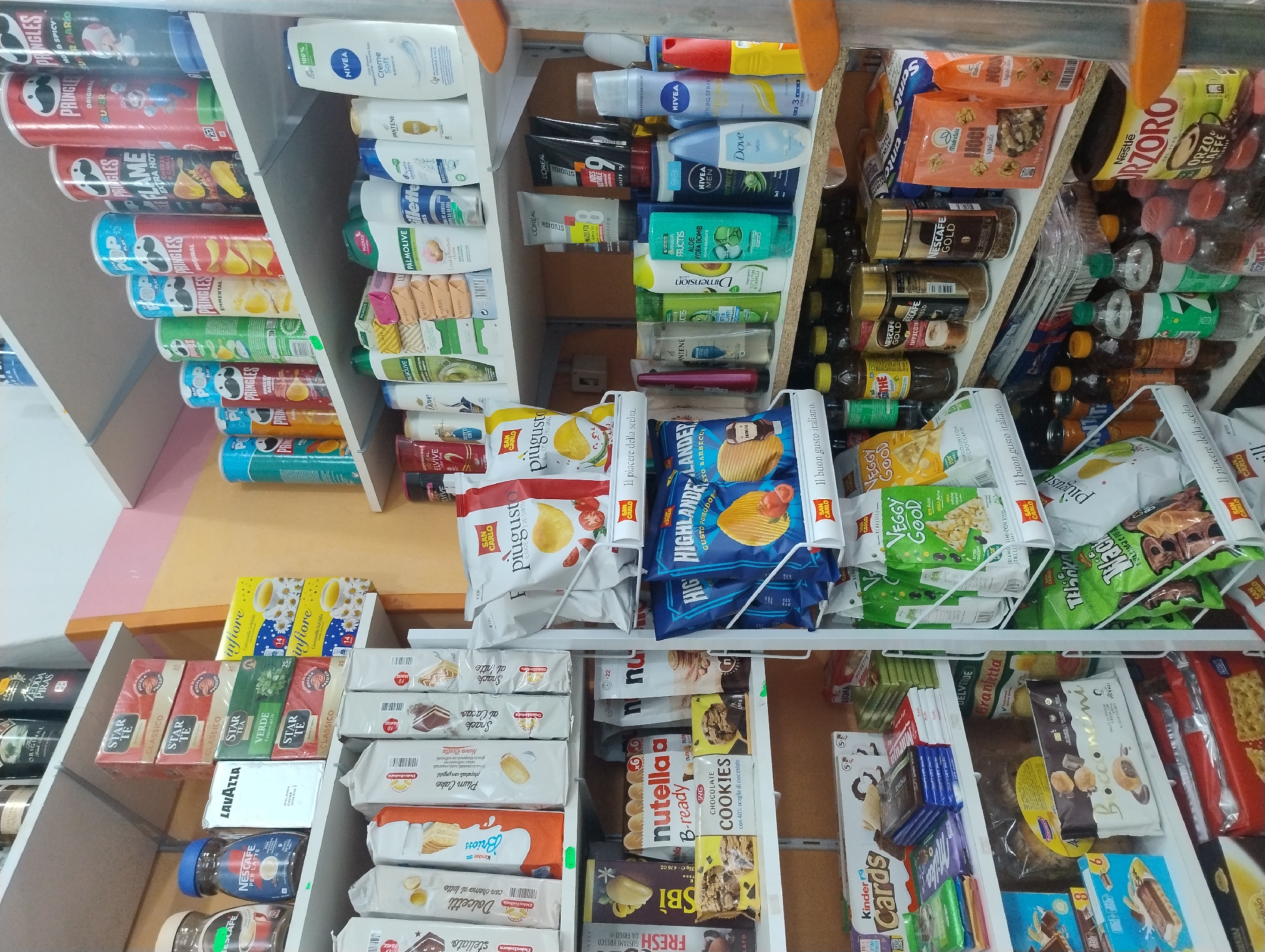 chips san carlo. pringles