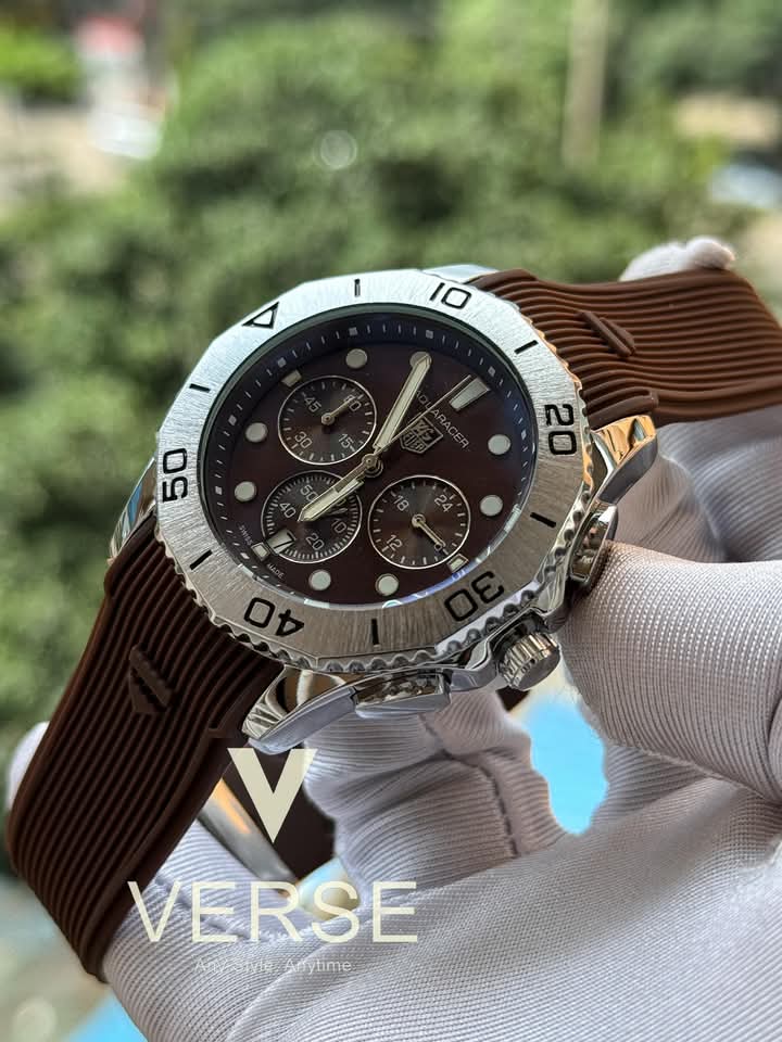 Tag Aquarancer silver case brown dial brown belt