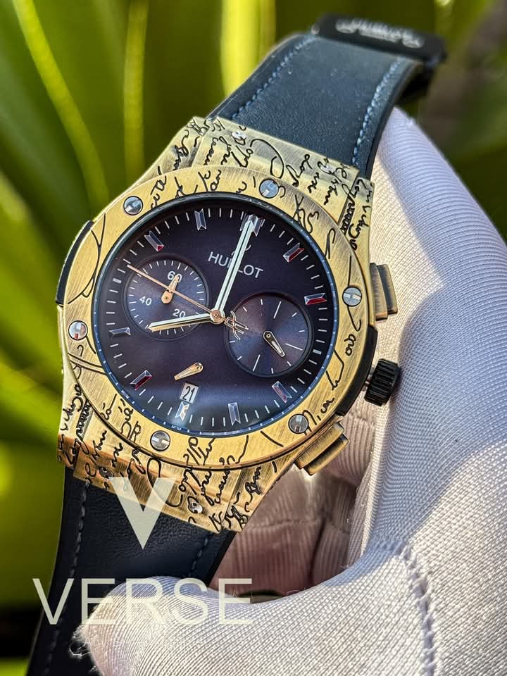 Hublot belt engraved golden case blue dial blue belt