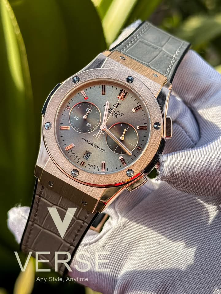 hublot classic fusion rosegold case grey dial grey belt