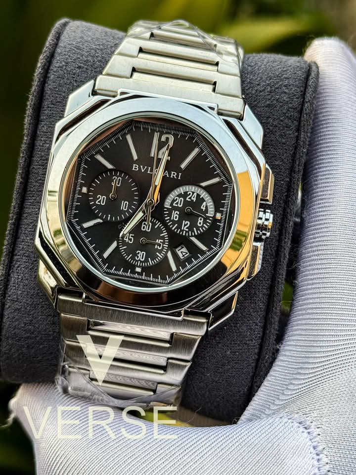 Bvlgari chrono glossy black dial