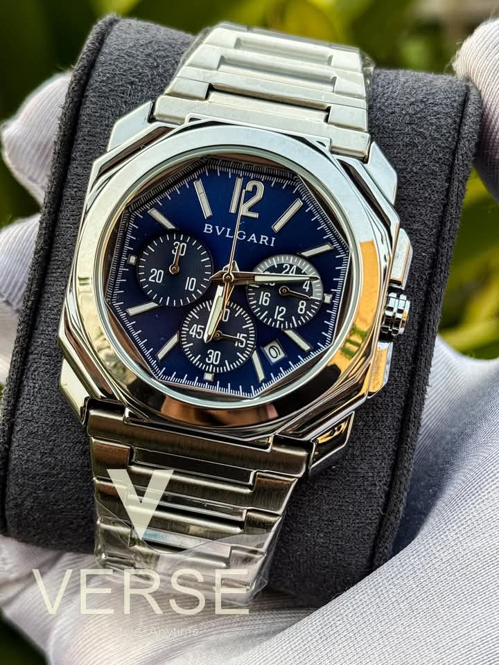 Bvlgari chrono glossy blue dial