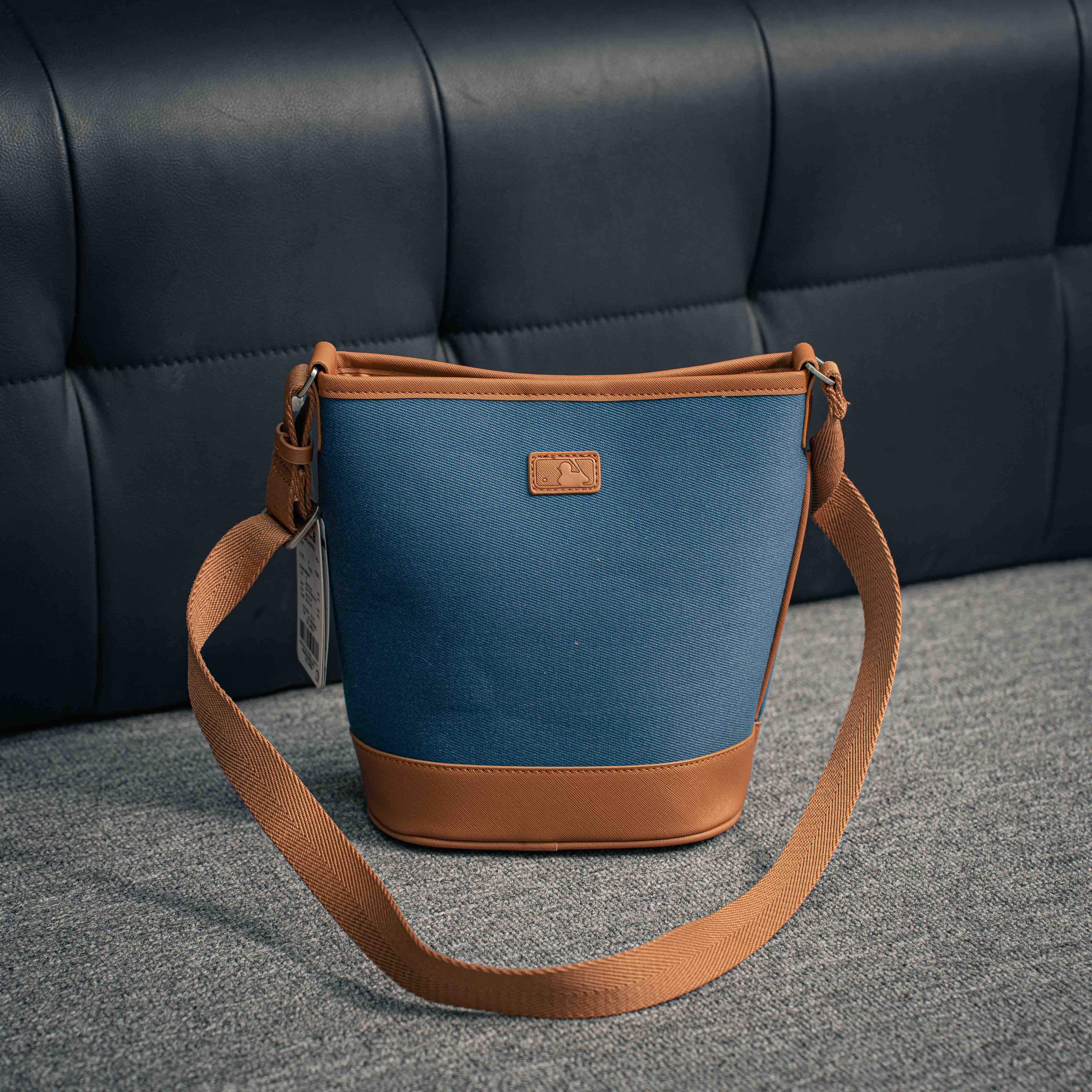 MLB New York Yankees Bucket Bag_img_1