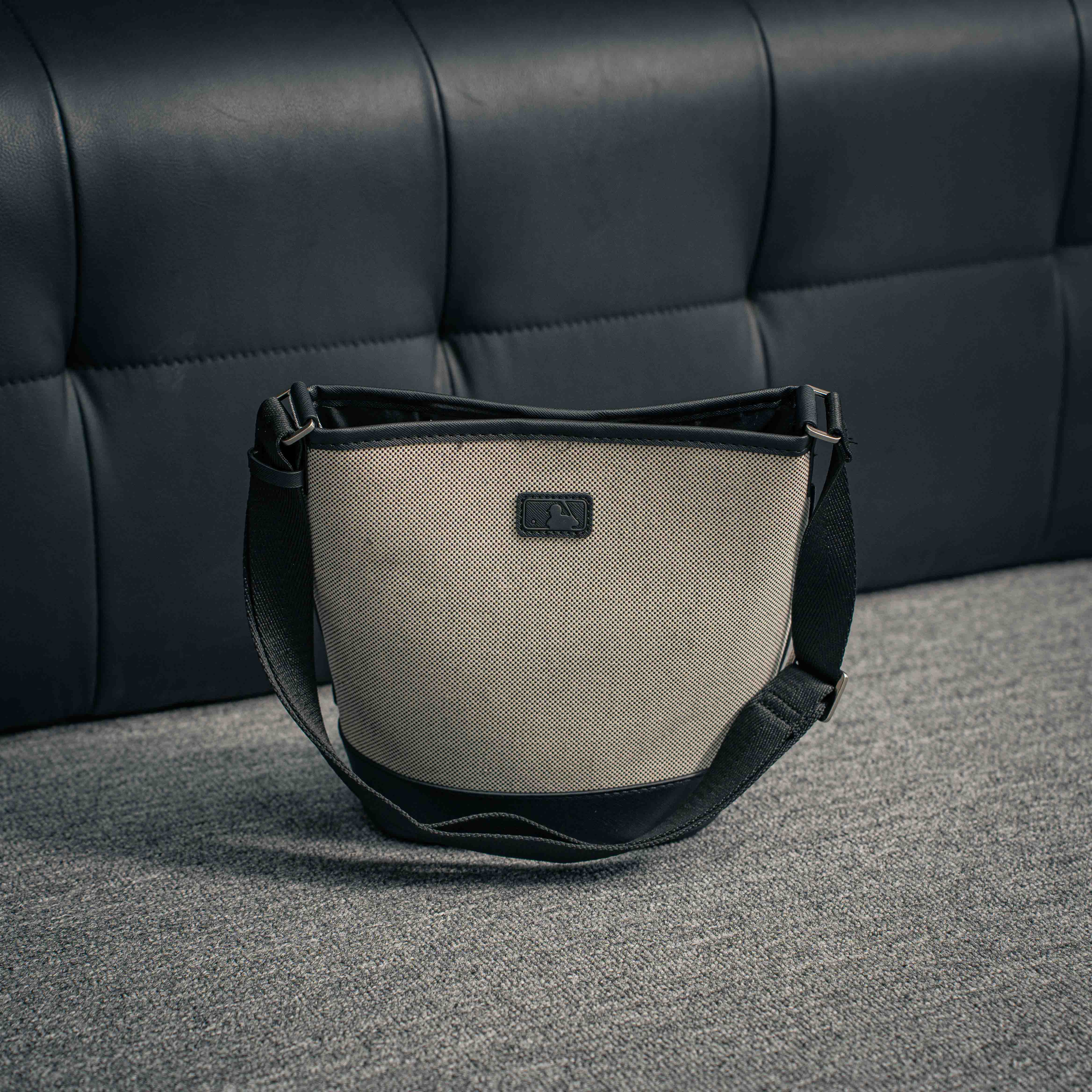 MLB New York Yankees Bucket Bag_img_1