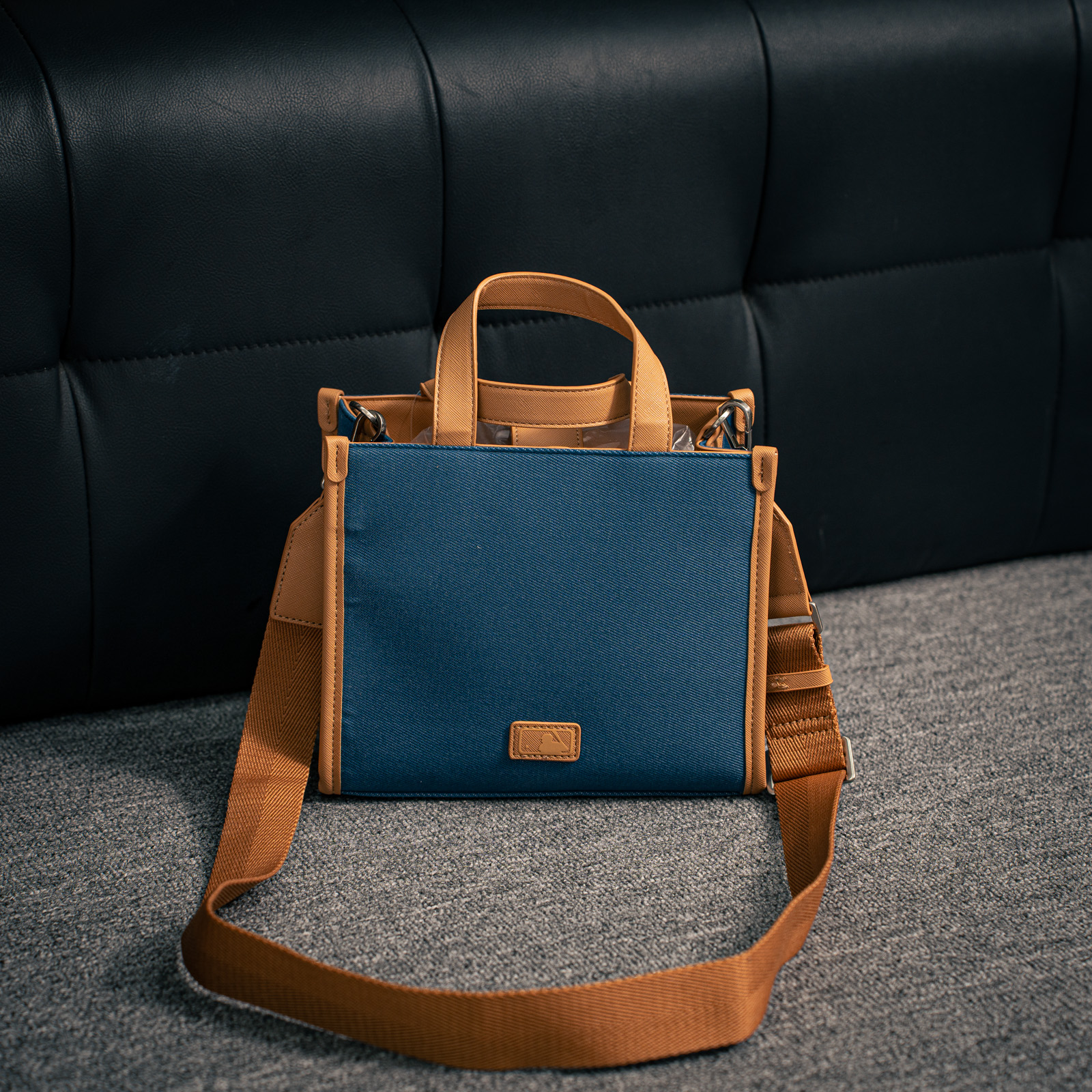 MLB New York Yankees Varsity Basic Canvas Mini Tote_img_1