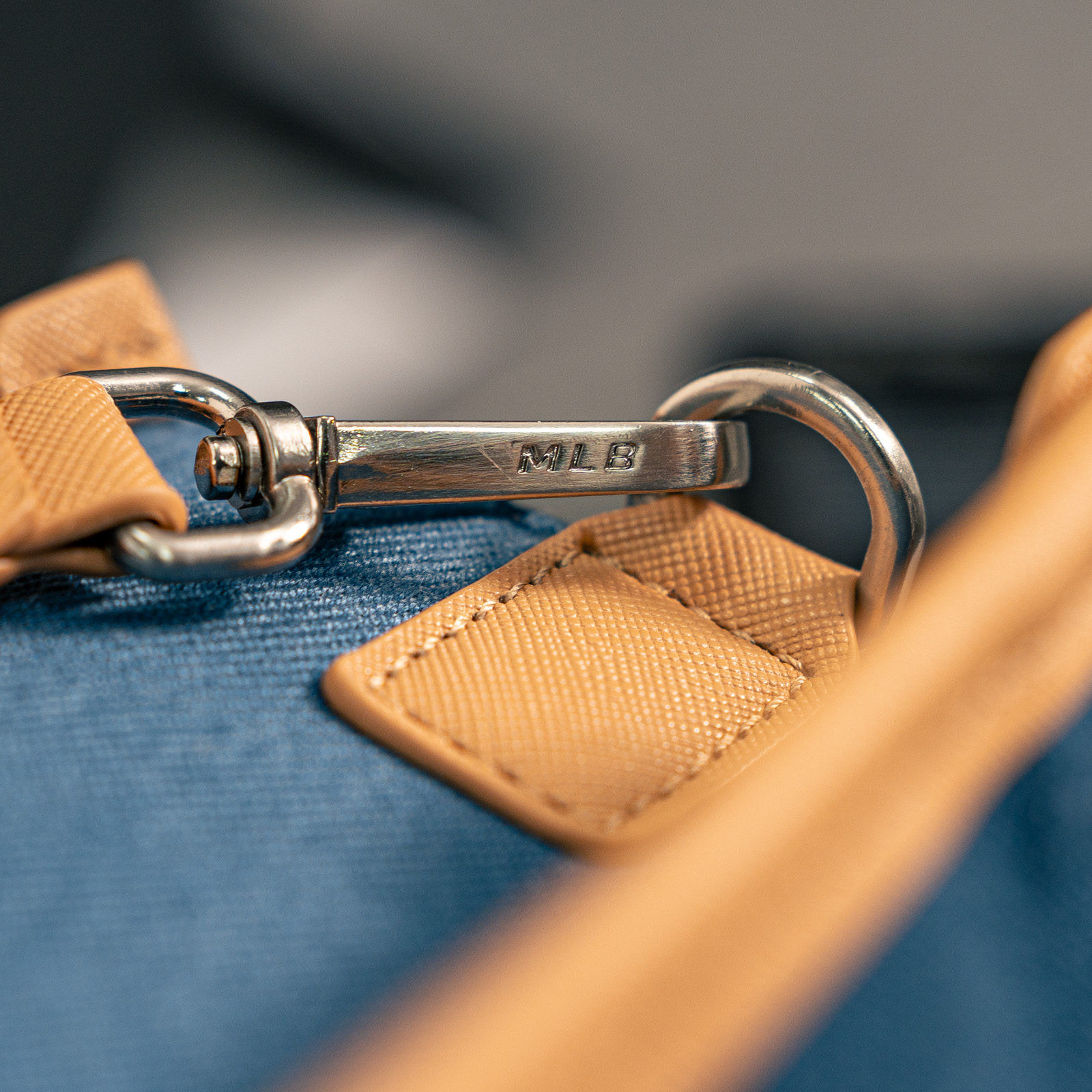 MLB New York Yankees Varsity Basic Canvas Mini Tote_img_4