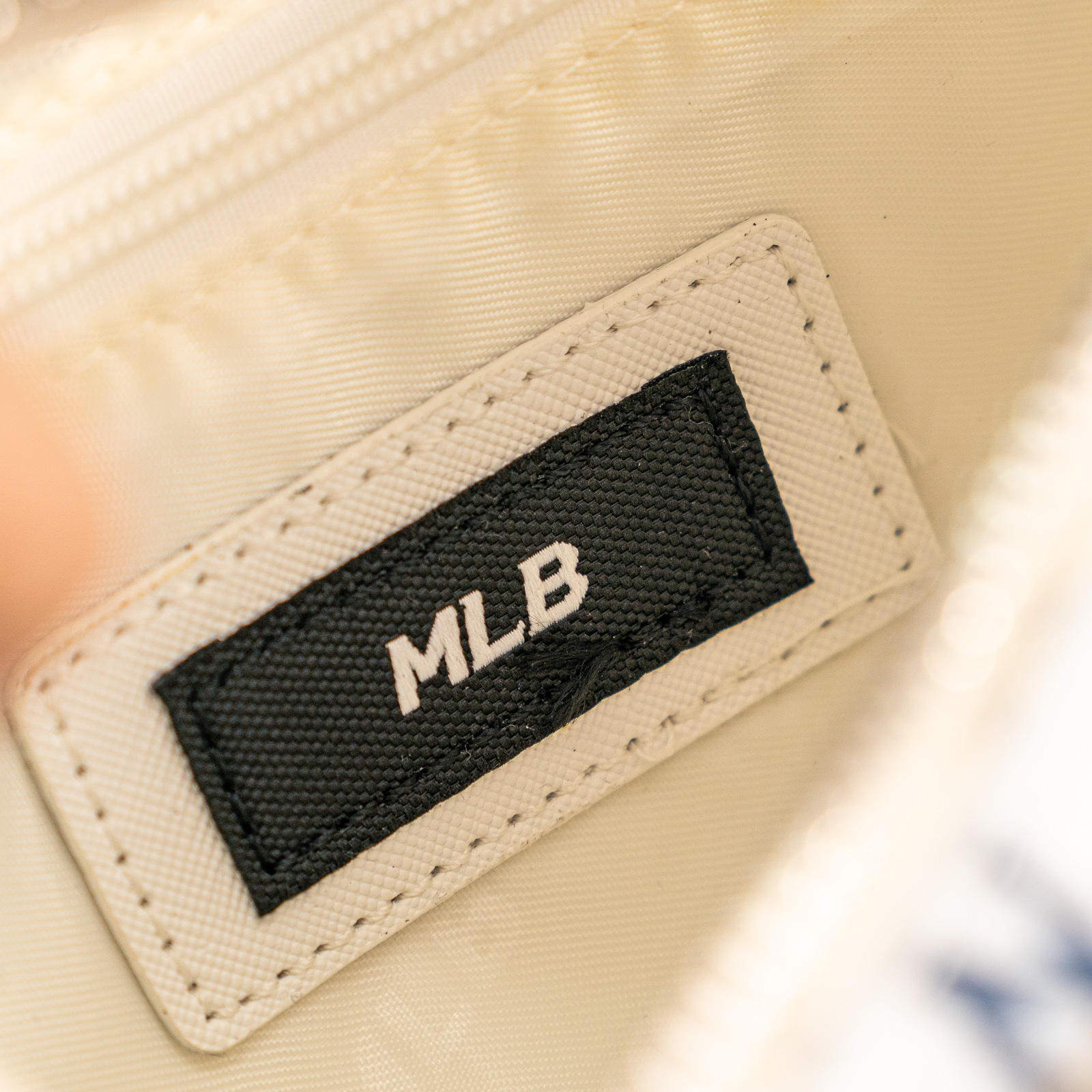MLB Classic MONOGRAM Hipsack NEW YORK YANKEES_img_5