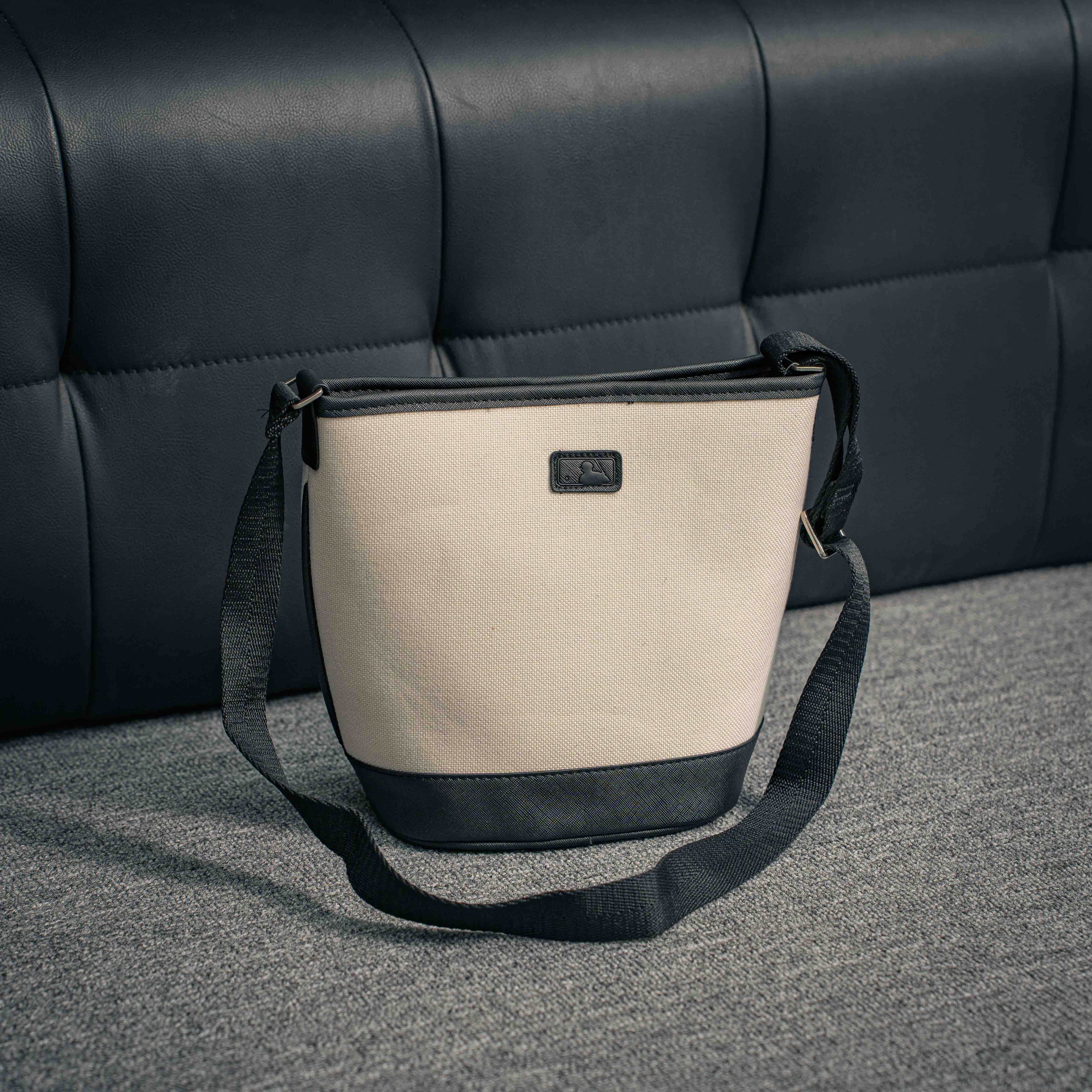 MLB New York Yankees bucket bag_img_1