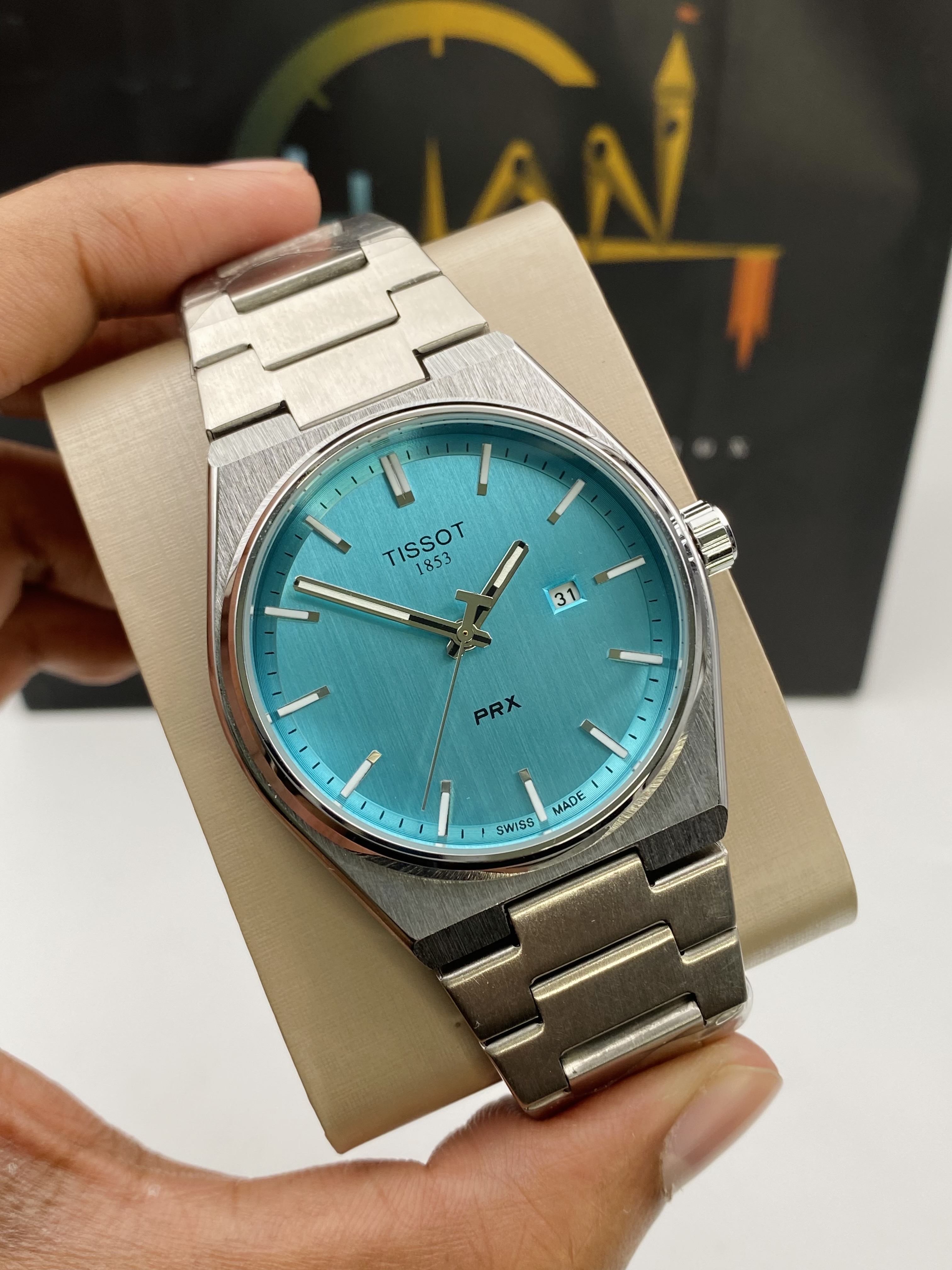 Tissot PRX Powermatic Quartz Movement 40mm._img_5