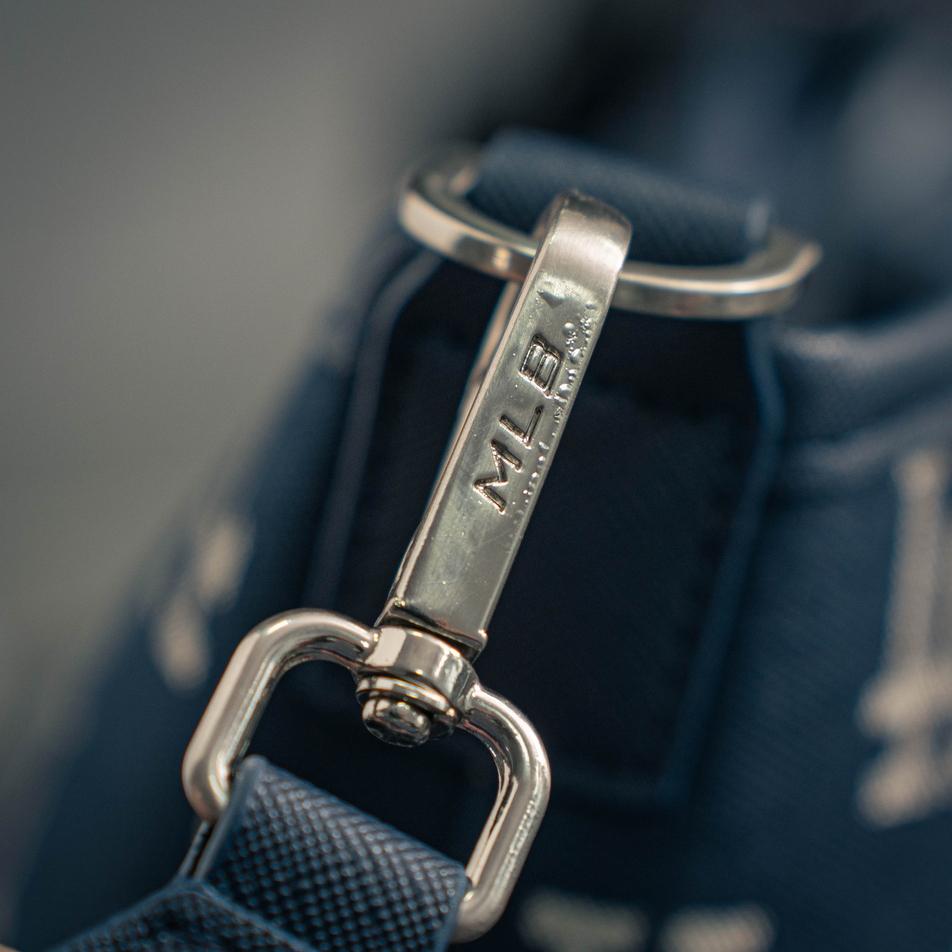 MLB Korea Big Classic Monogram Jacquard Bucket Bag_img_3