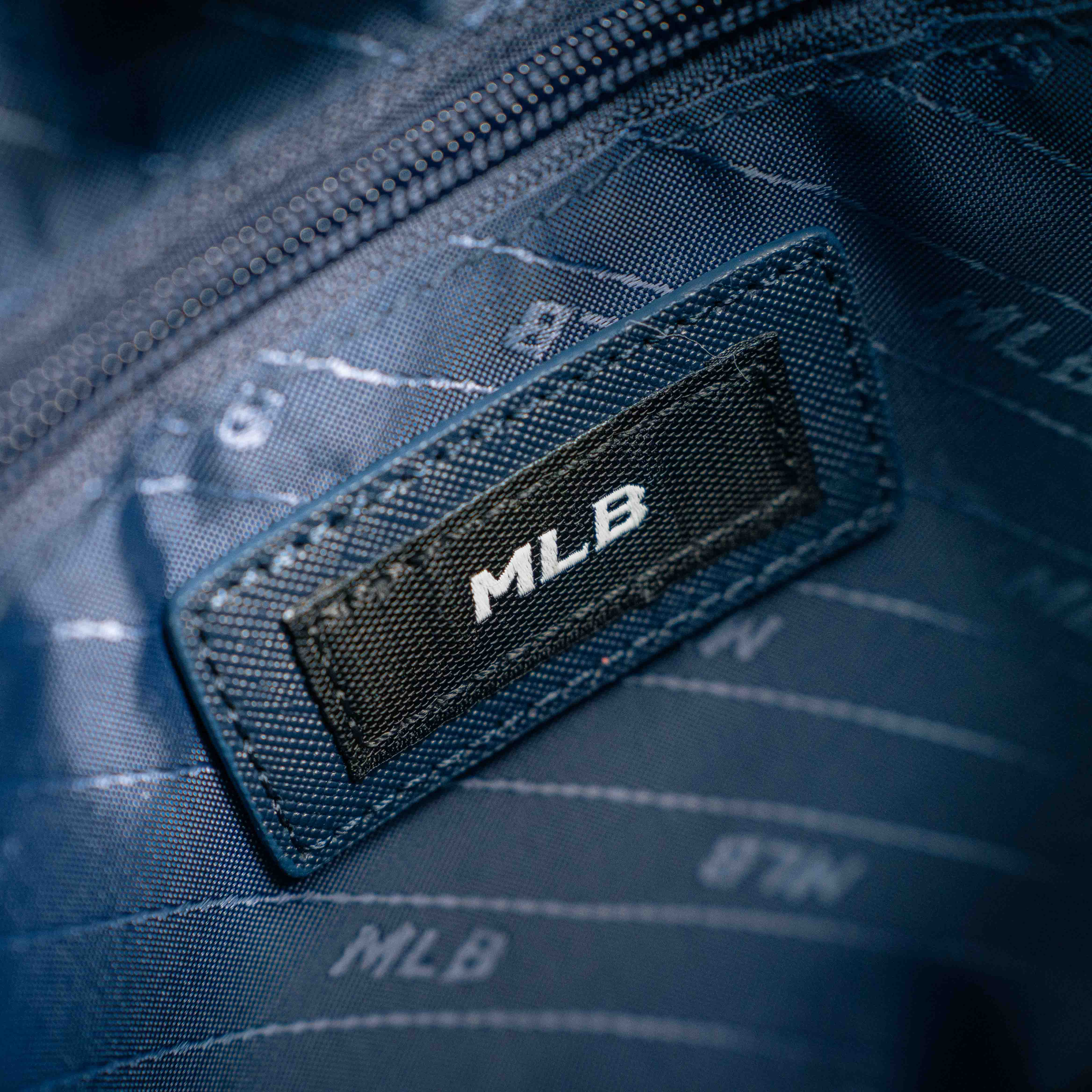 MLB Korea Big Classic Monogram Jacquard Bucket Bag_img_5