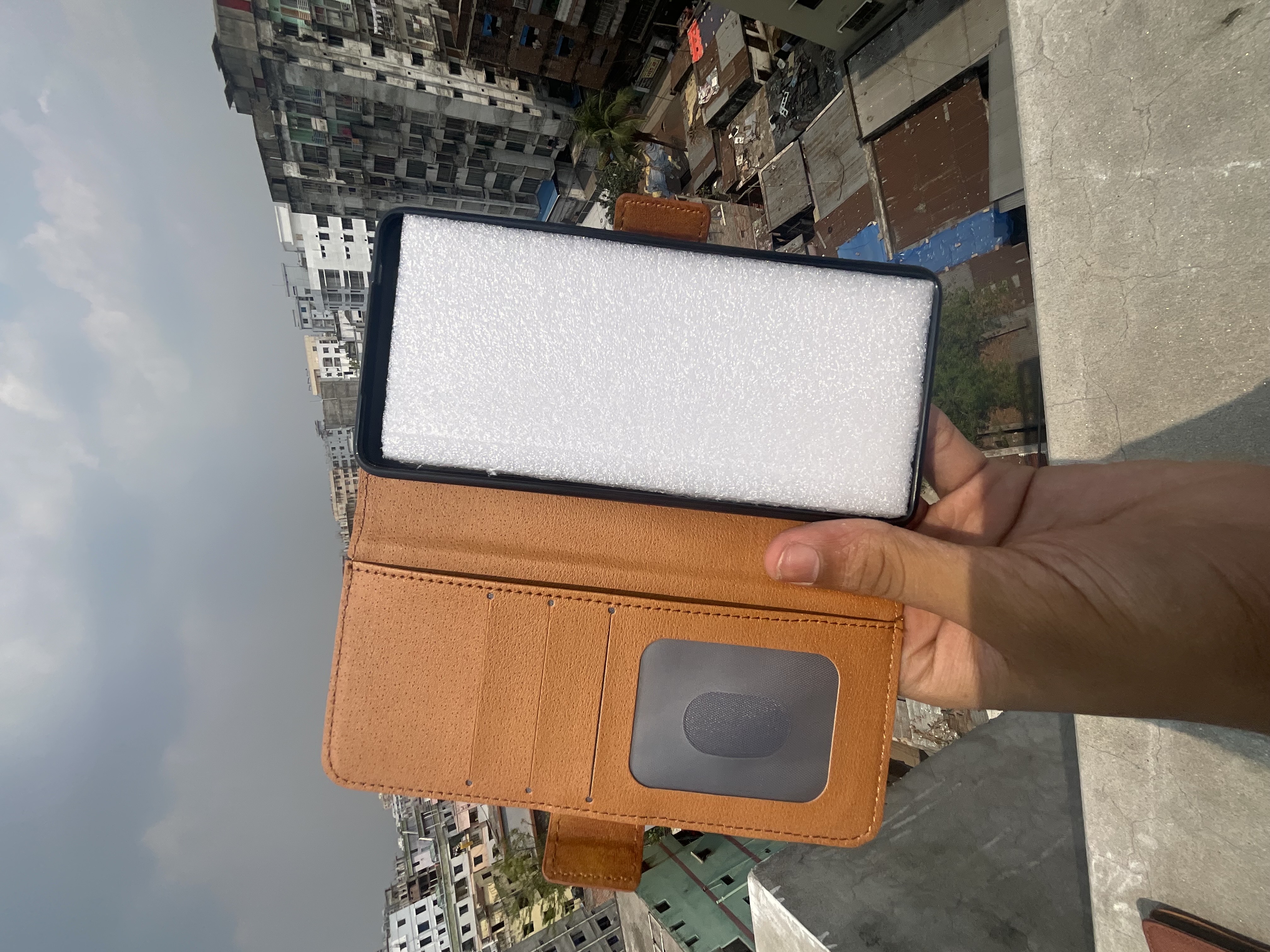 IQOO Neo9 invisible bracket portable magnetic card protection leather case with card holder_img_3