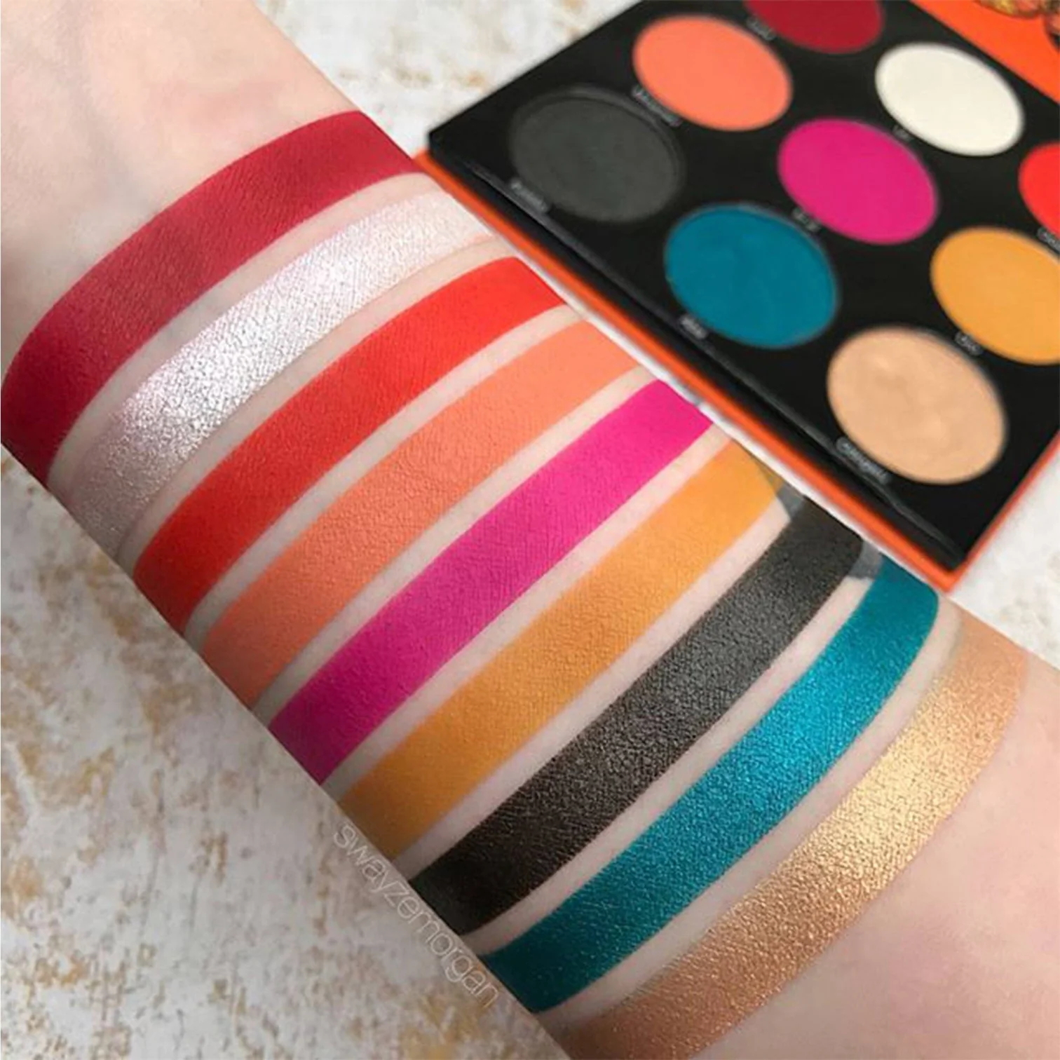 Juvia's Place – The Festival Eyeshadow Palette_img_4