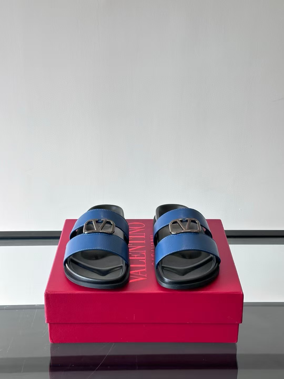 Valentino Garavani Sandals (1:1)_img_6