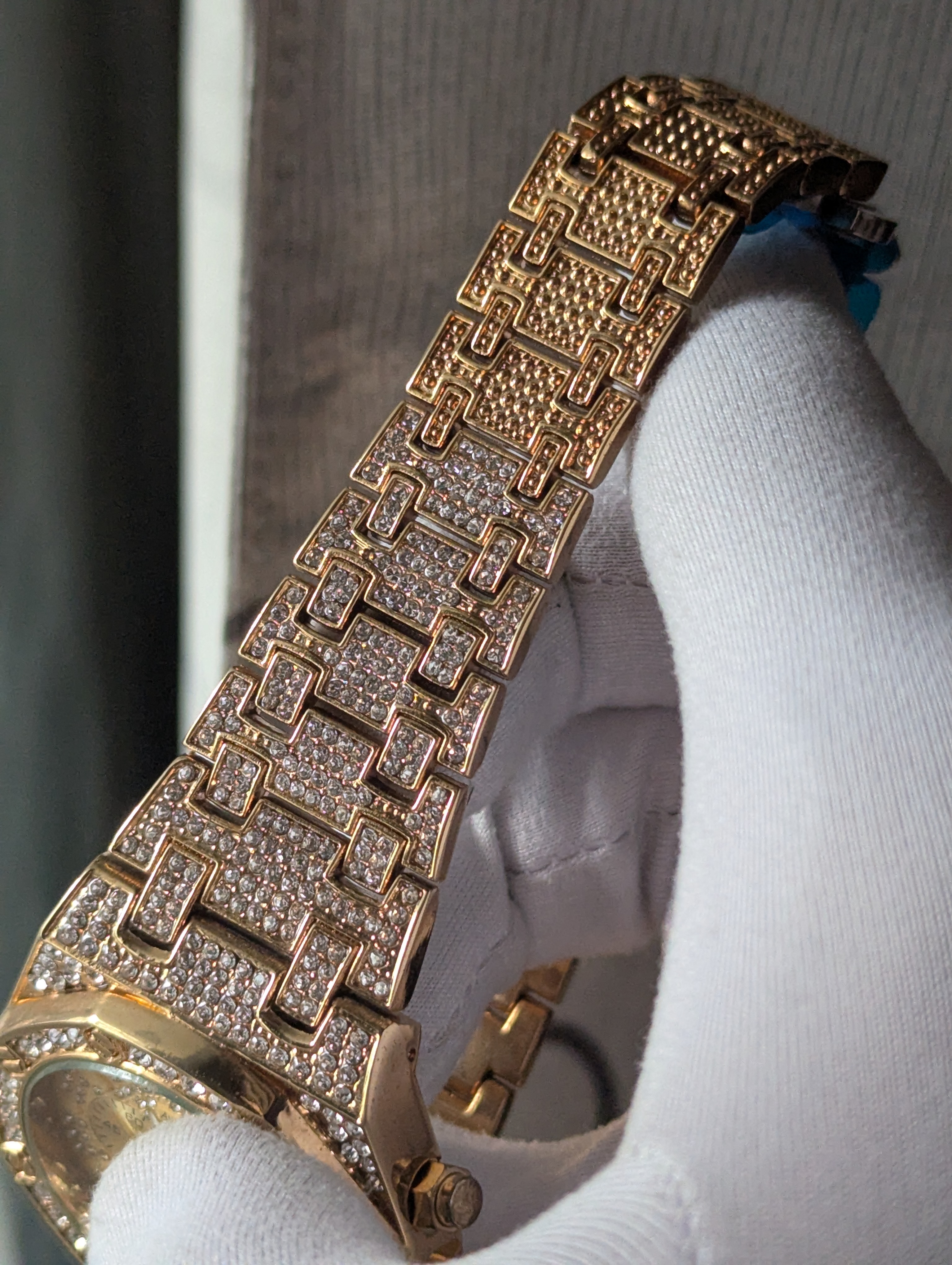 Ap Chronograph Stone Watch_img_3