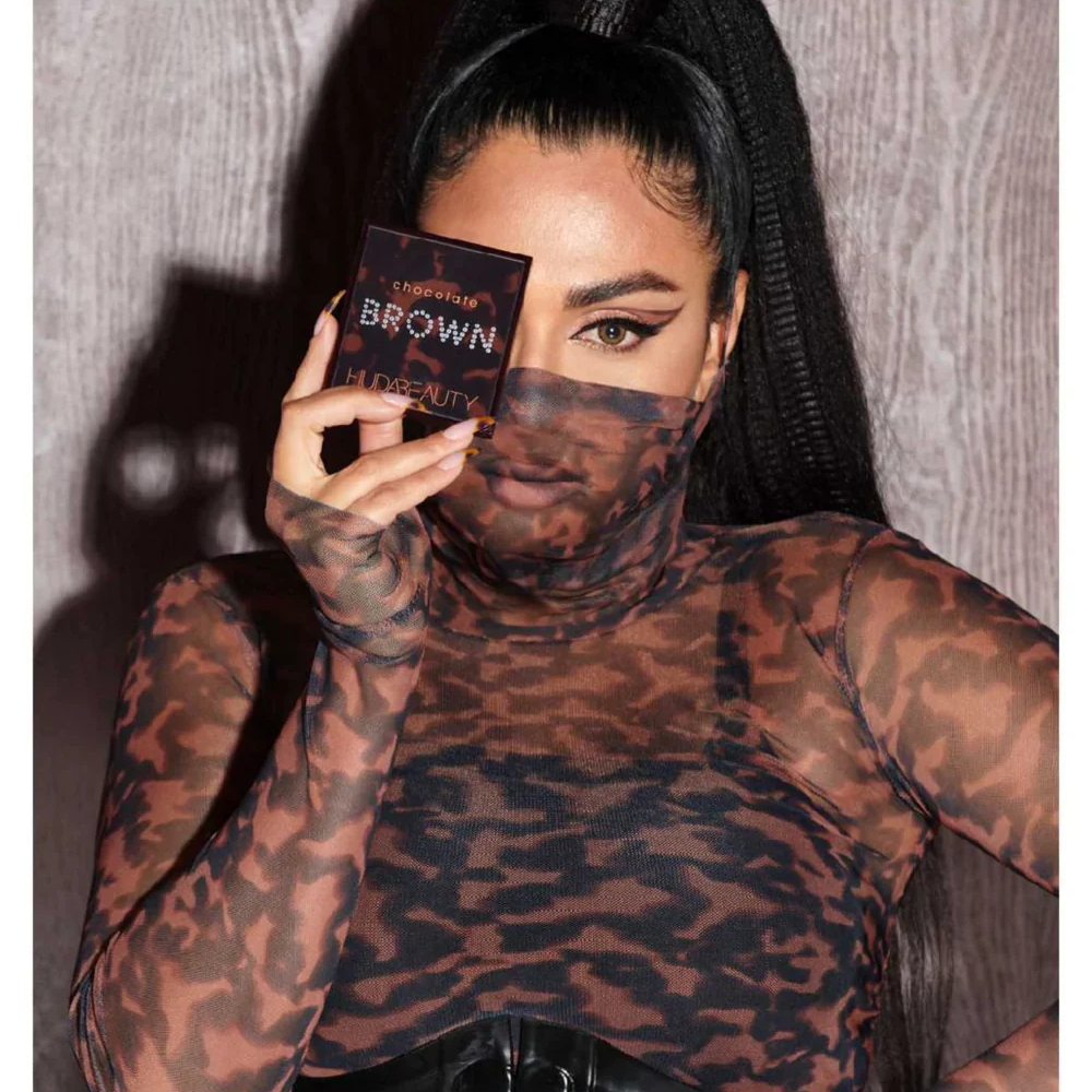 HUDA Beauty – Chocolate Brown Obsessions Eyeshadow Palette_img_1