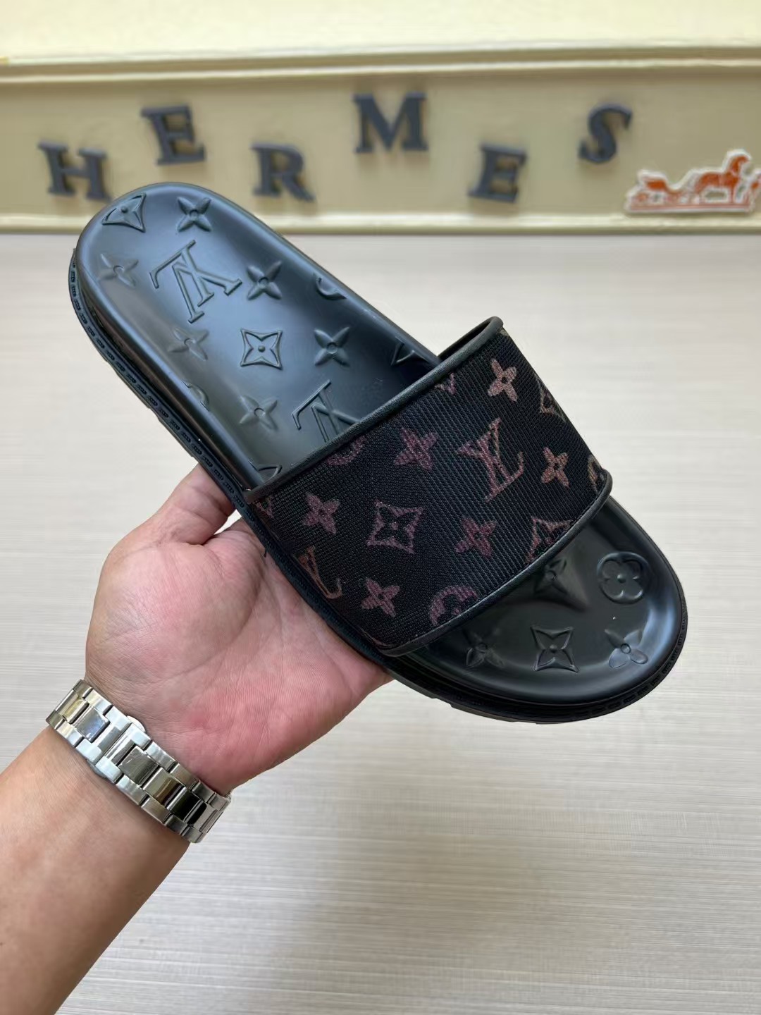 Louis Vuitton Palm Slippers (1:1)_img_4