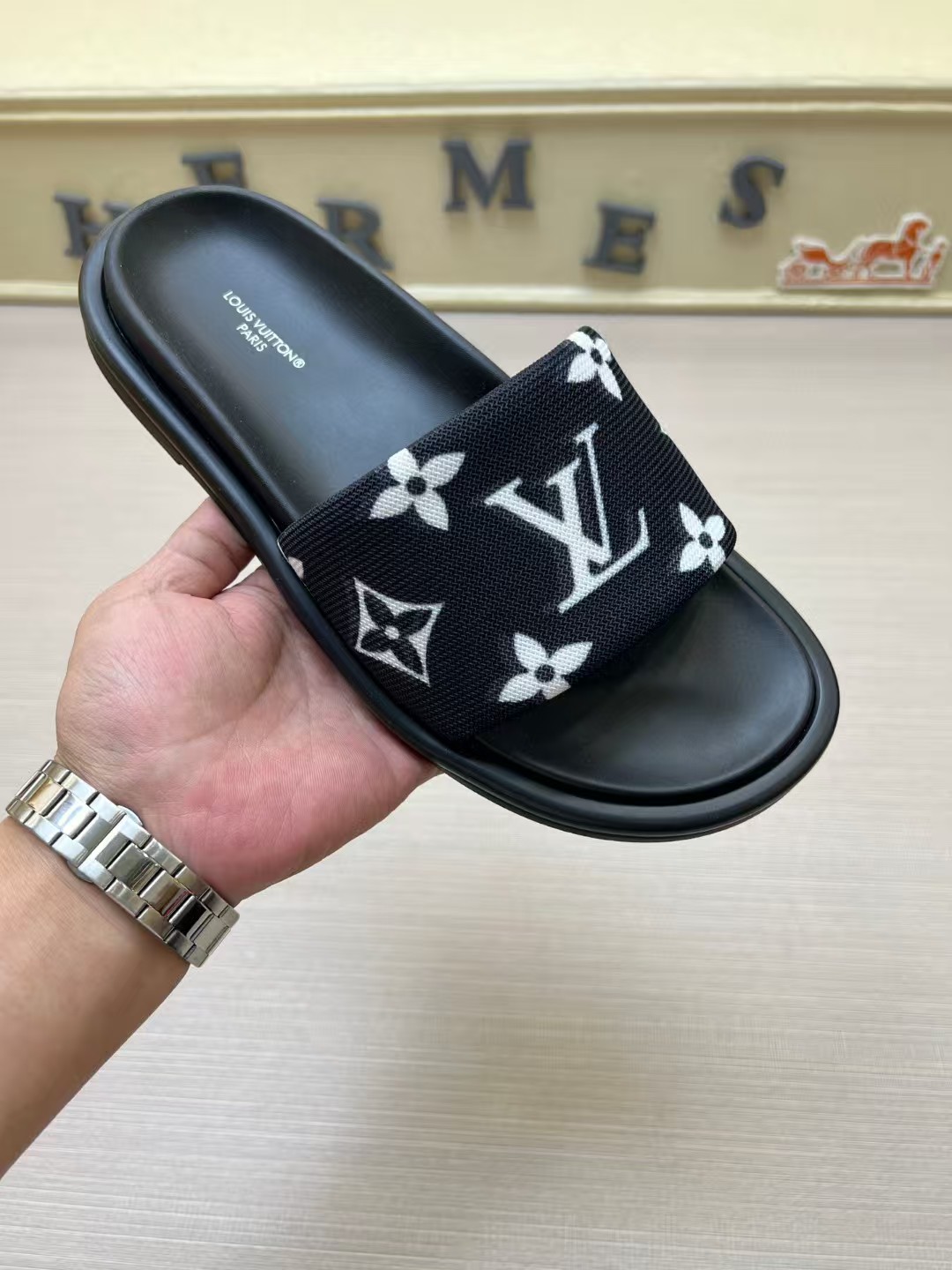 Louis Vuitton Palm Slippers (1:1)_img_2