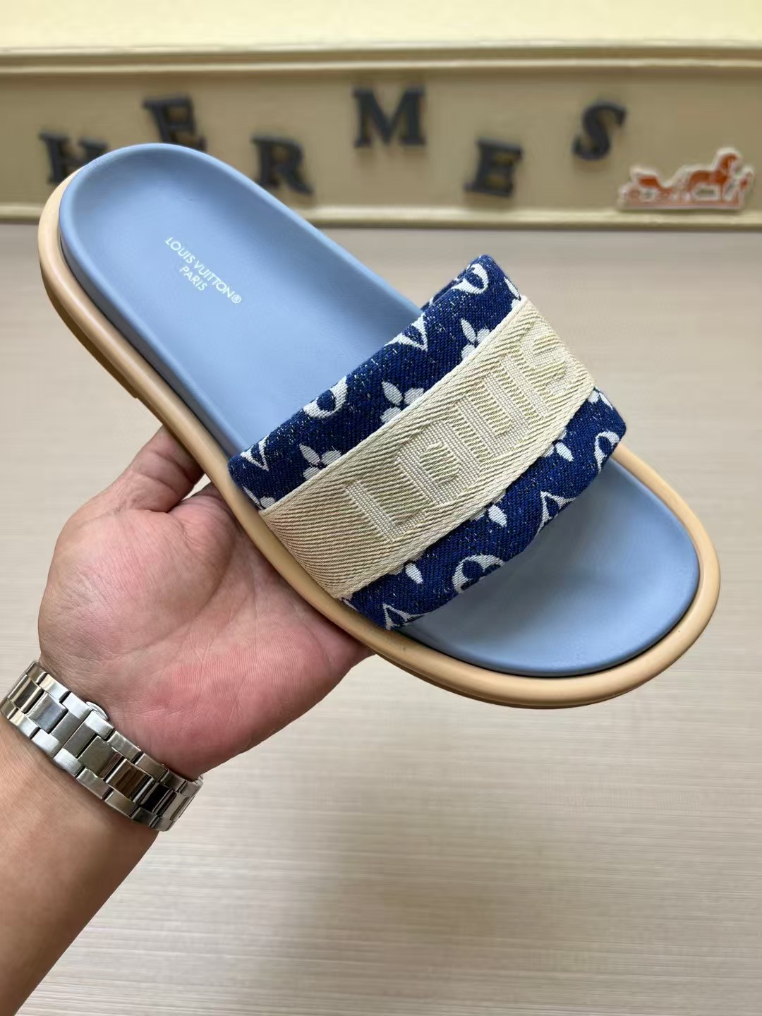 Louis Vuitton Palm Slippers (1:1)_img_0